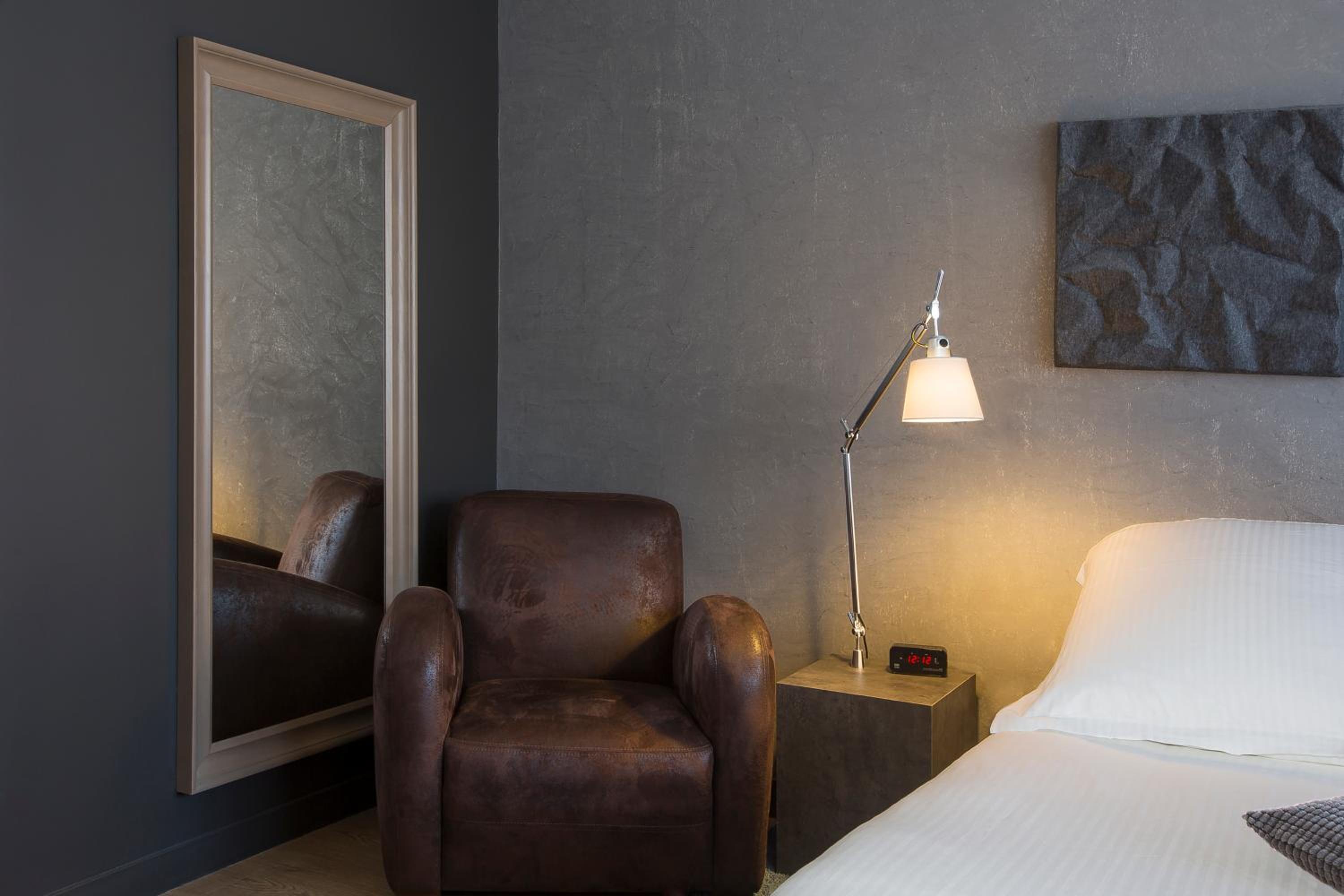 Superior Double Room with View - Photo 3