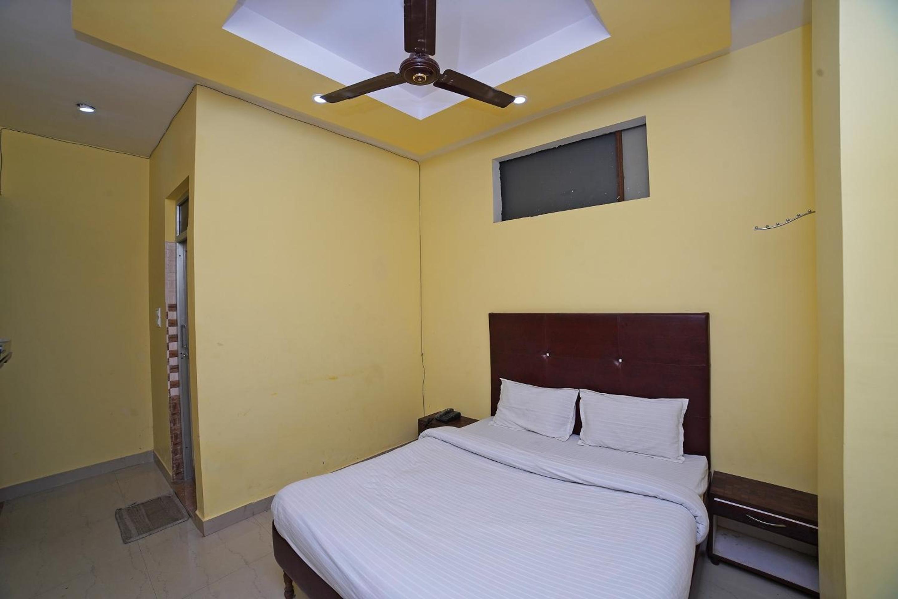 Budget Double or Twin Room - Photo 10
