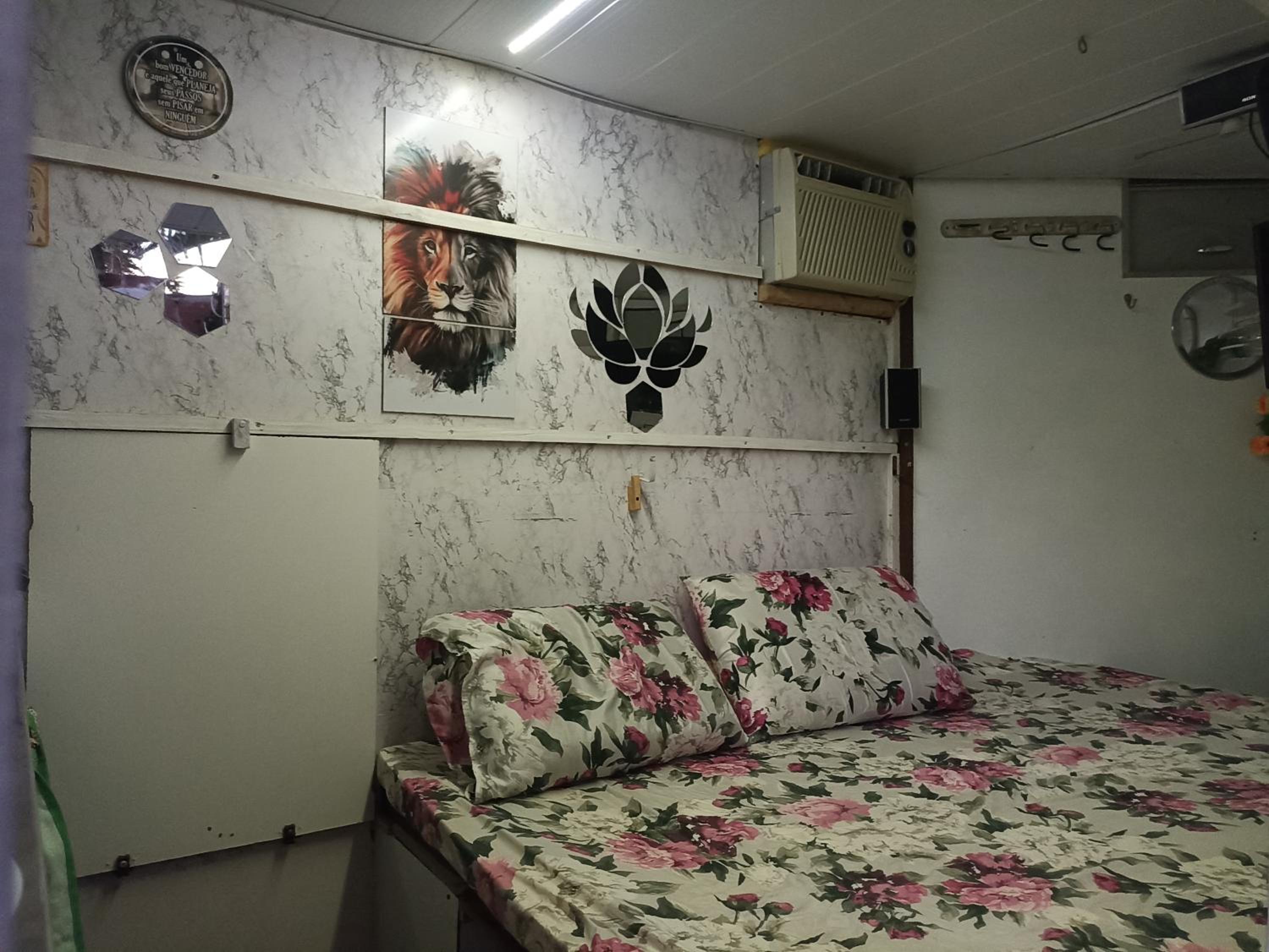Caravan photo 1