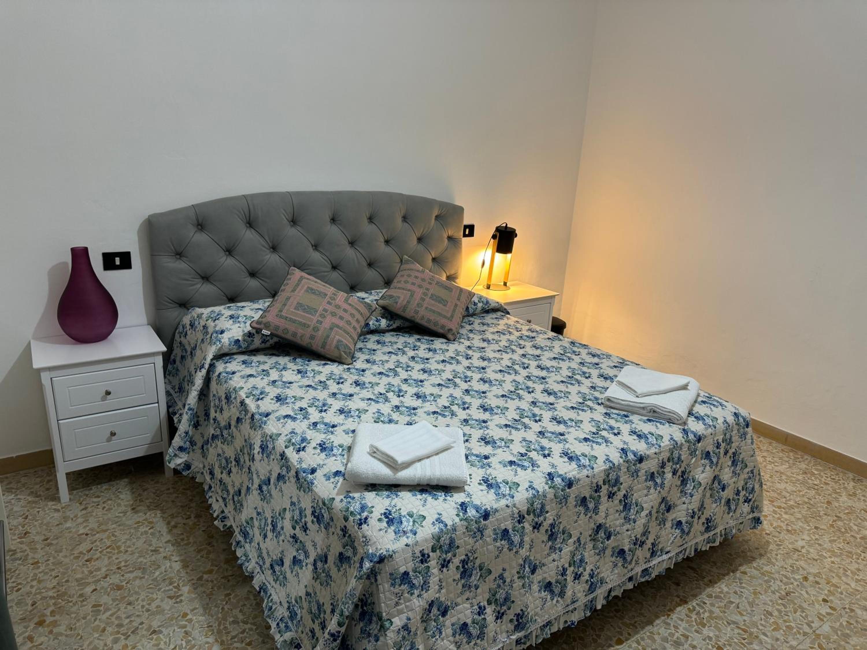 Double Room With Shared Bathroom photo 3