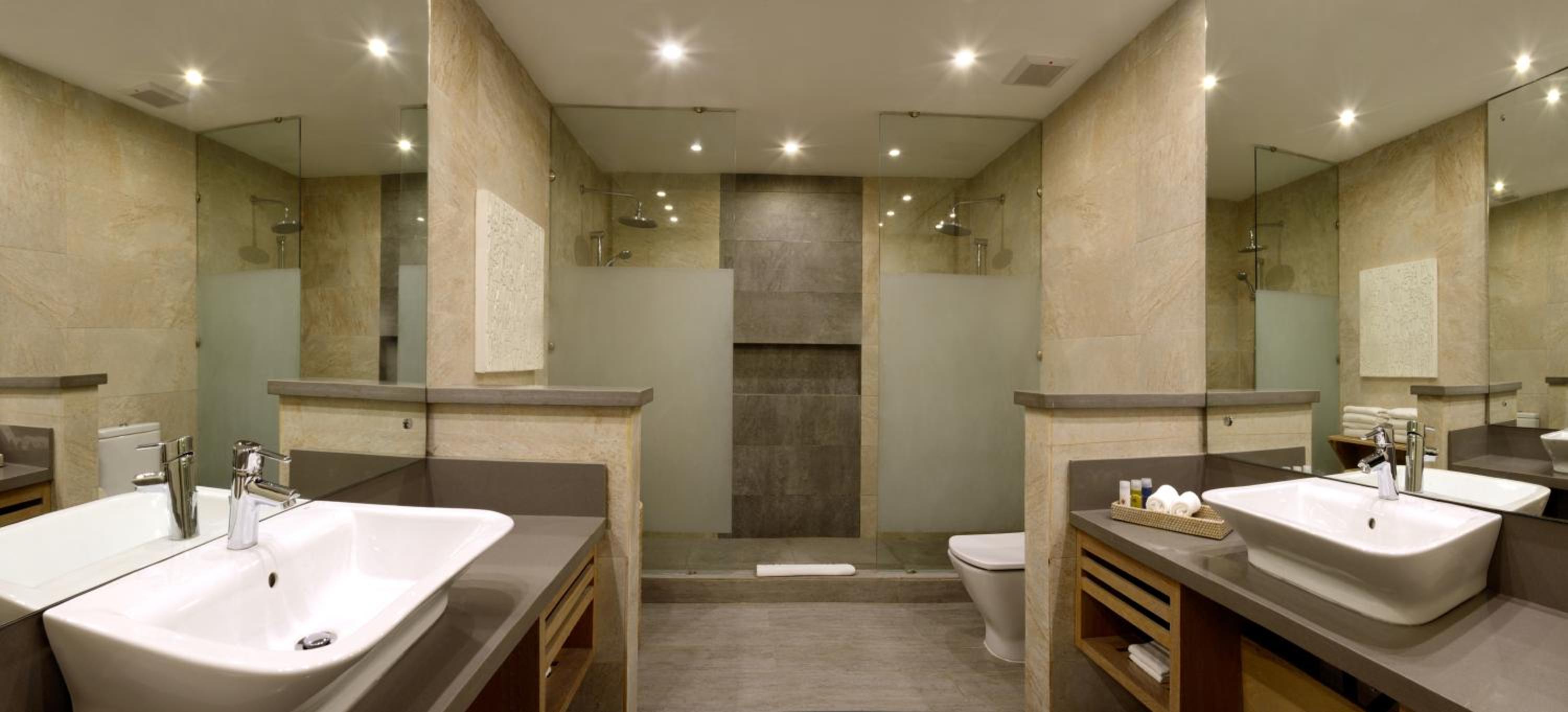 Privileged Deluxe Junior Suite  - Photo 5