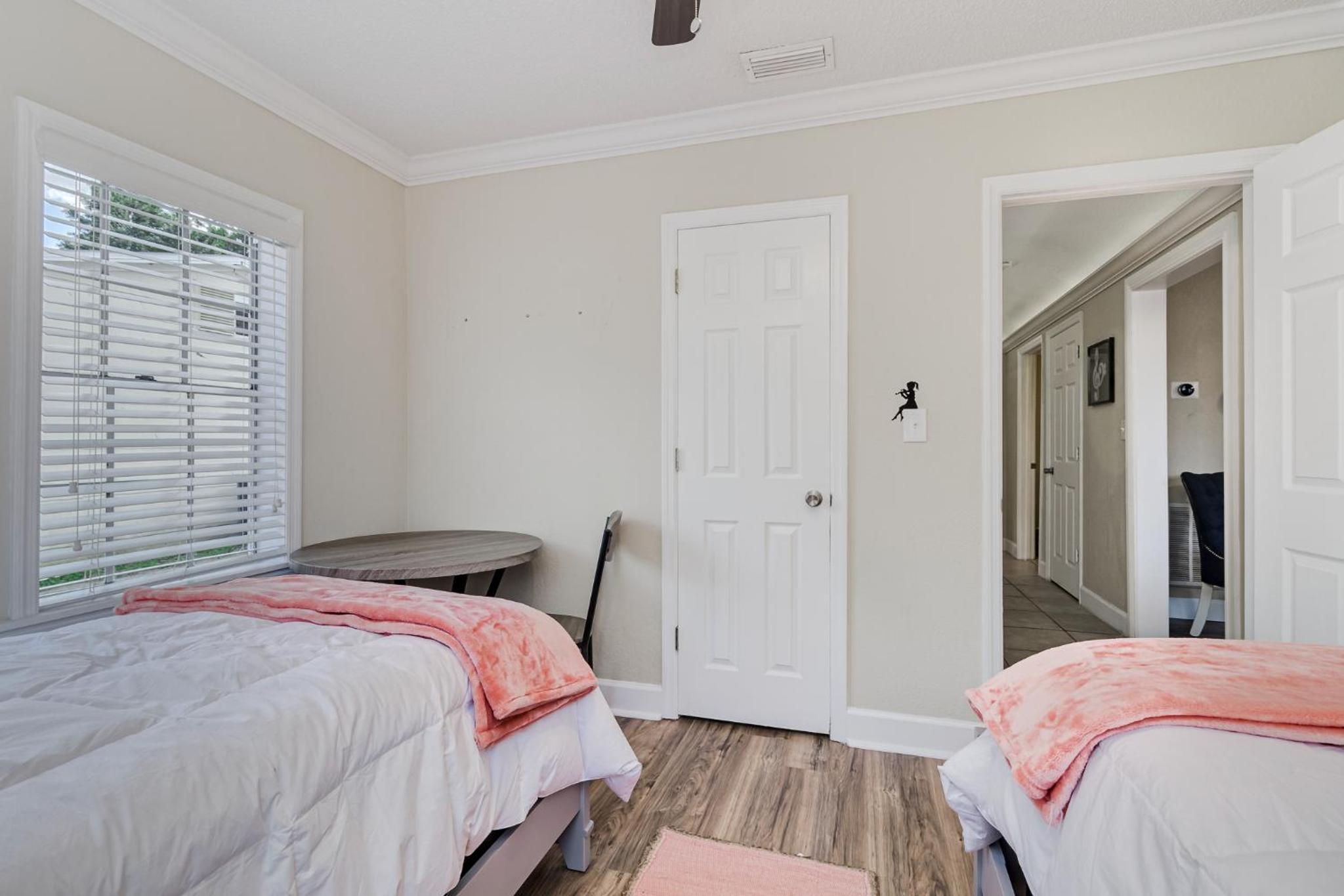 Three-Bedroom House photo 1