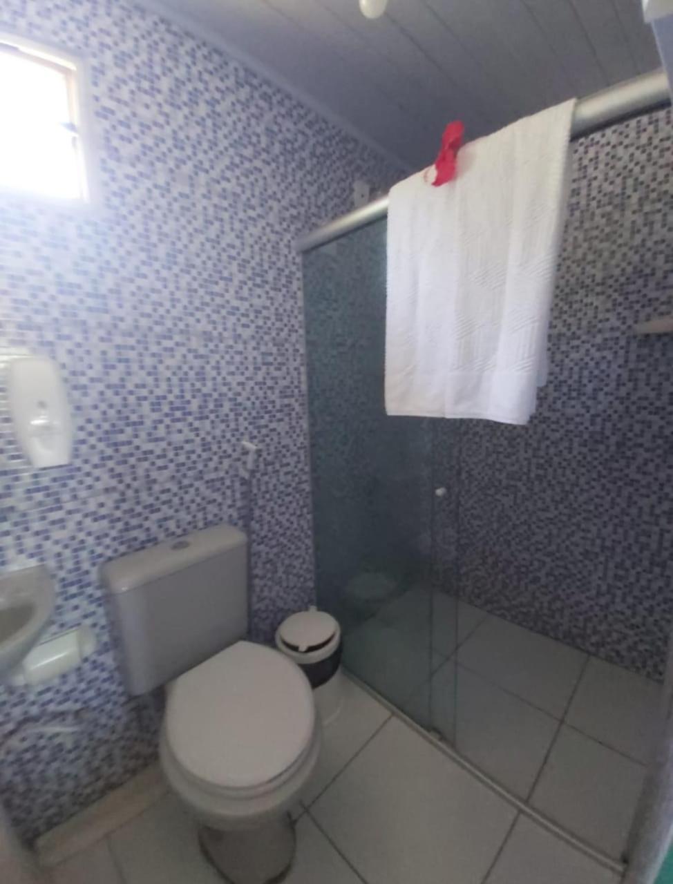 Economy Triple Room photo 2