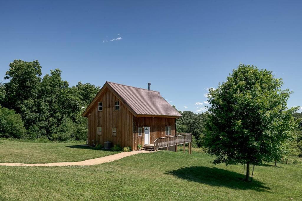 Two-Bedroom House photo 3