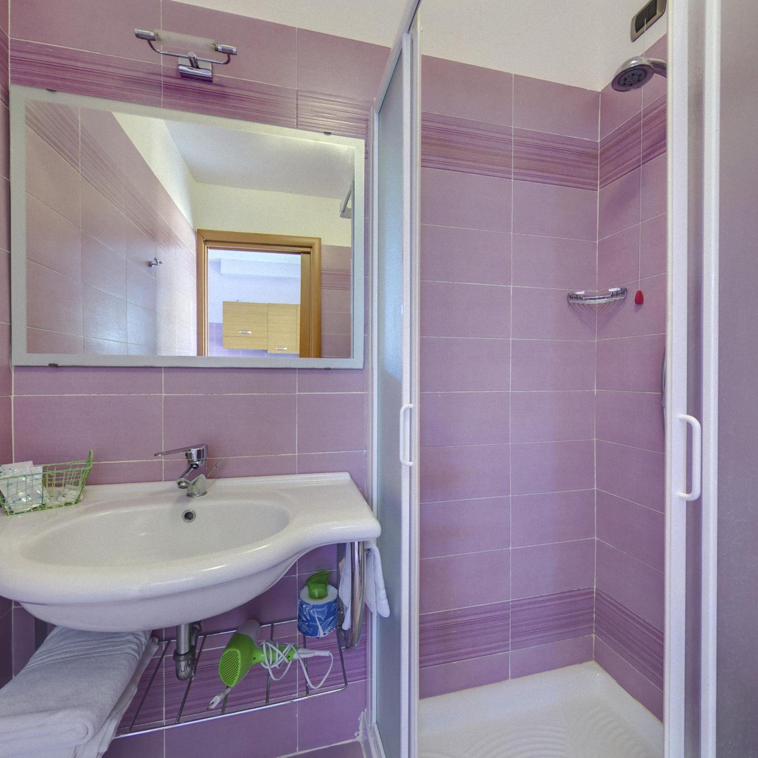 Superior One-Bedroom Apartment (2 Adults) photo 2
