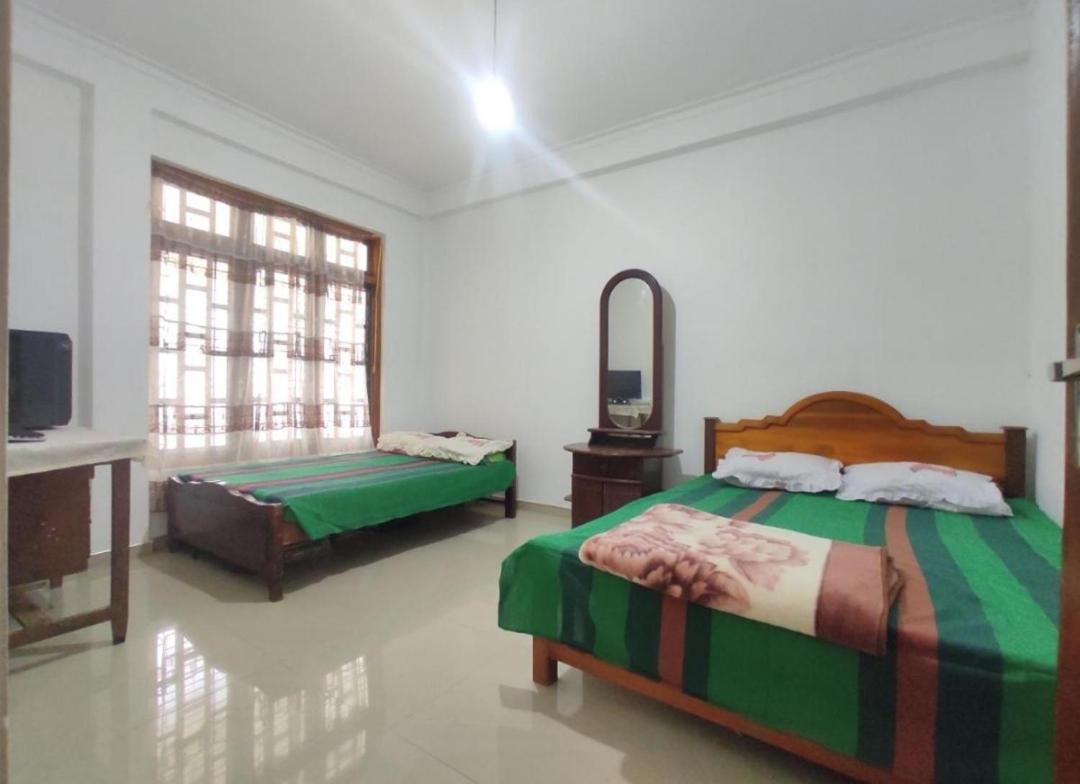 One-Bedroom House photo 1