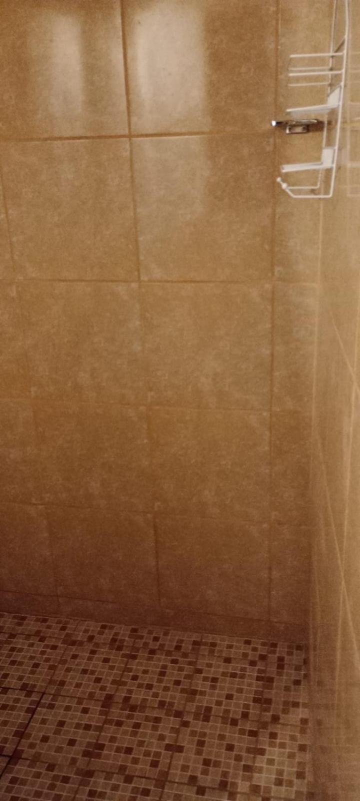 Family Room with Private Bathroom photo 2