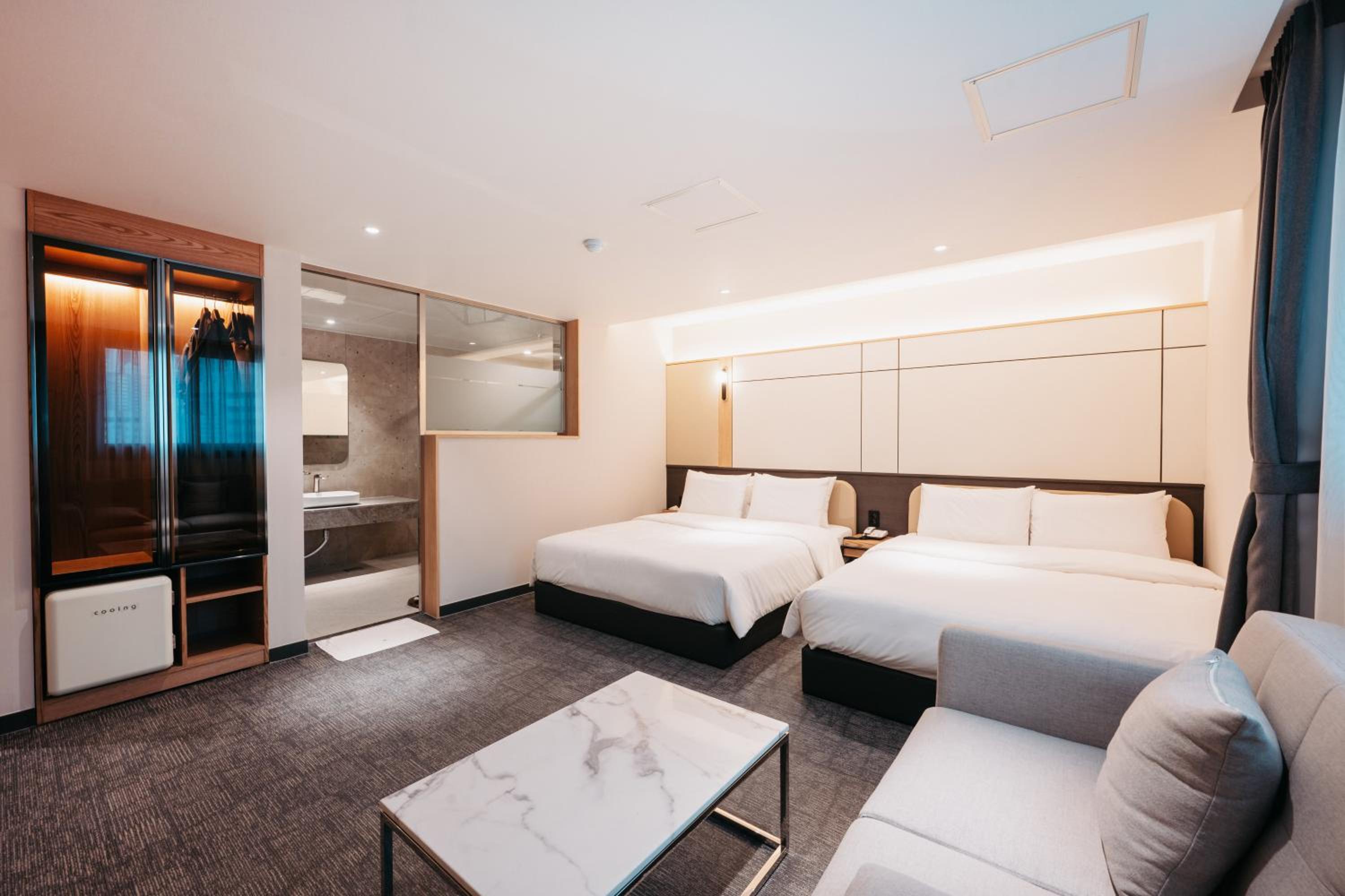 Premier Twin Room