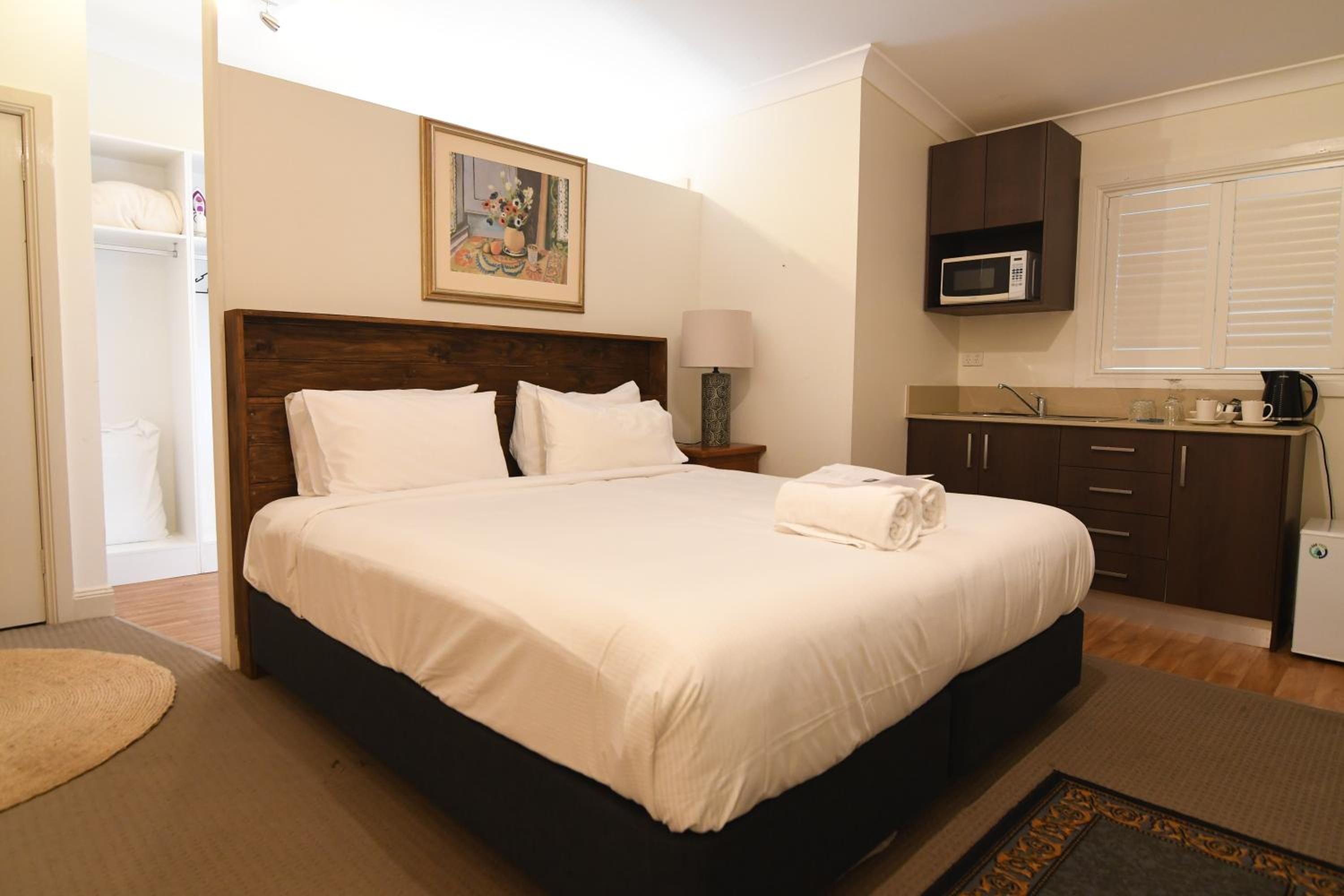 Suite12