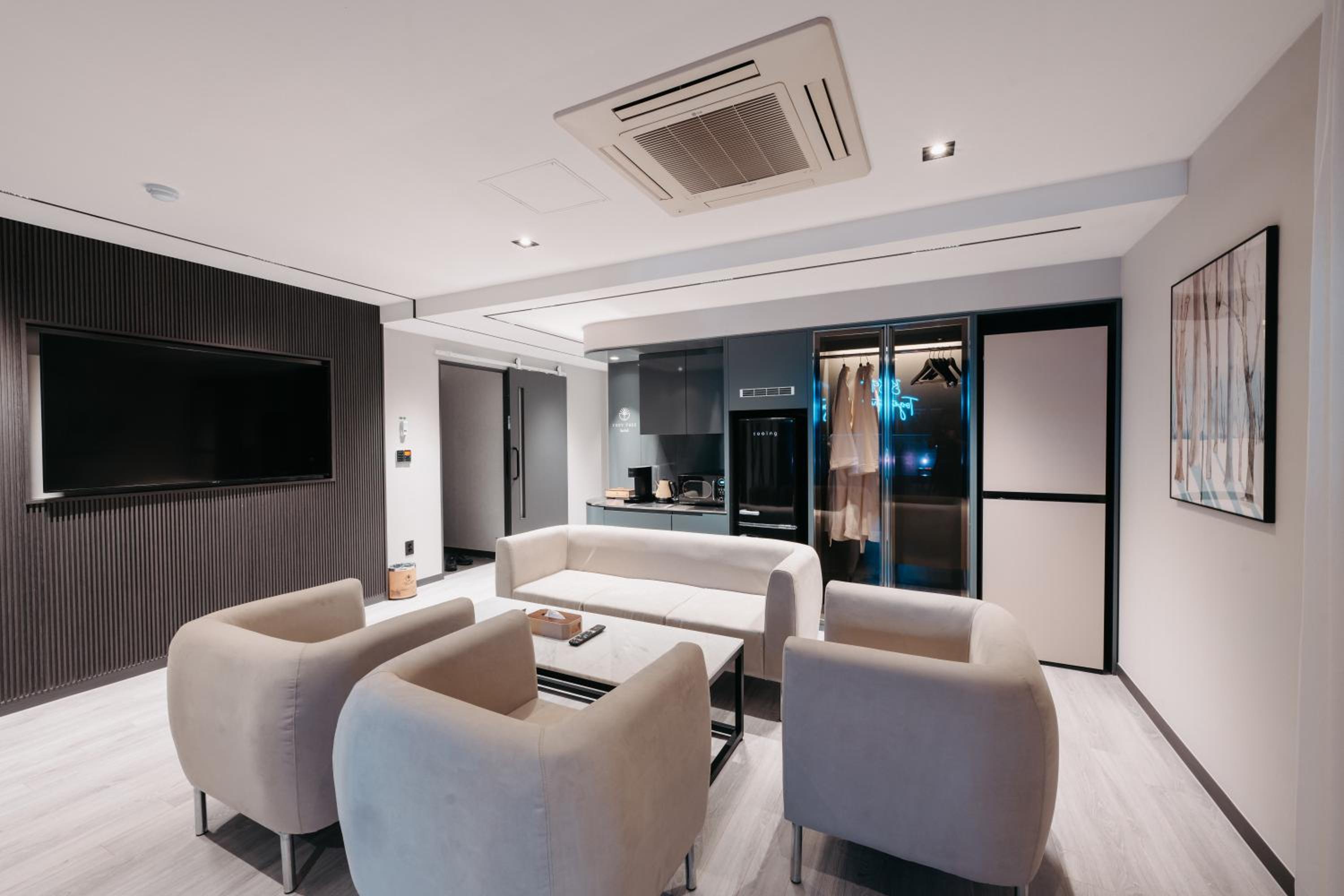 Poolvilla Penthouse - Photo 1