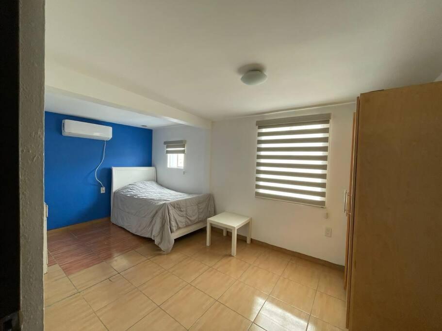 Four-Bedroom House photo 1