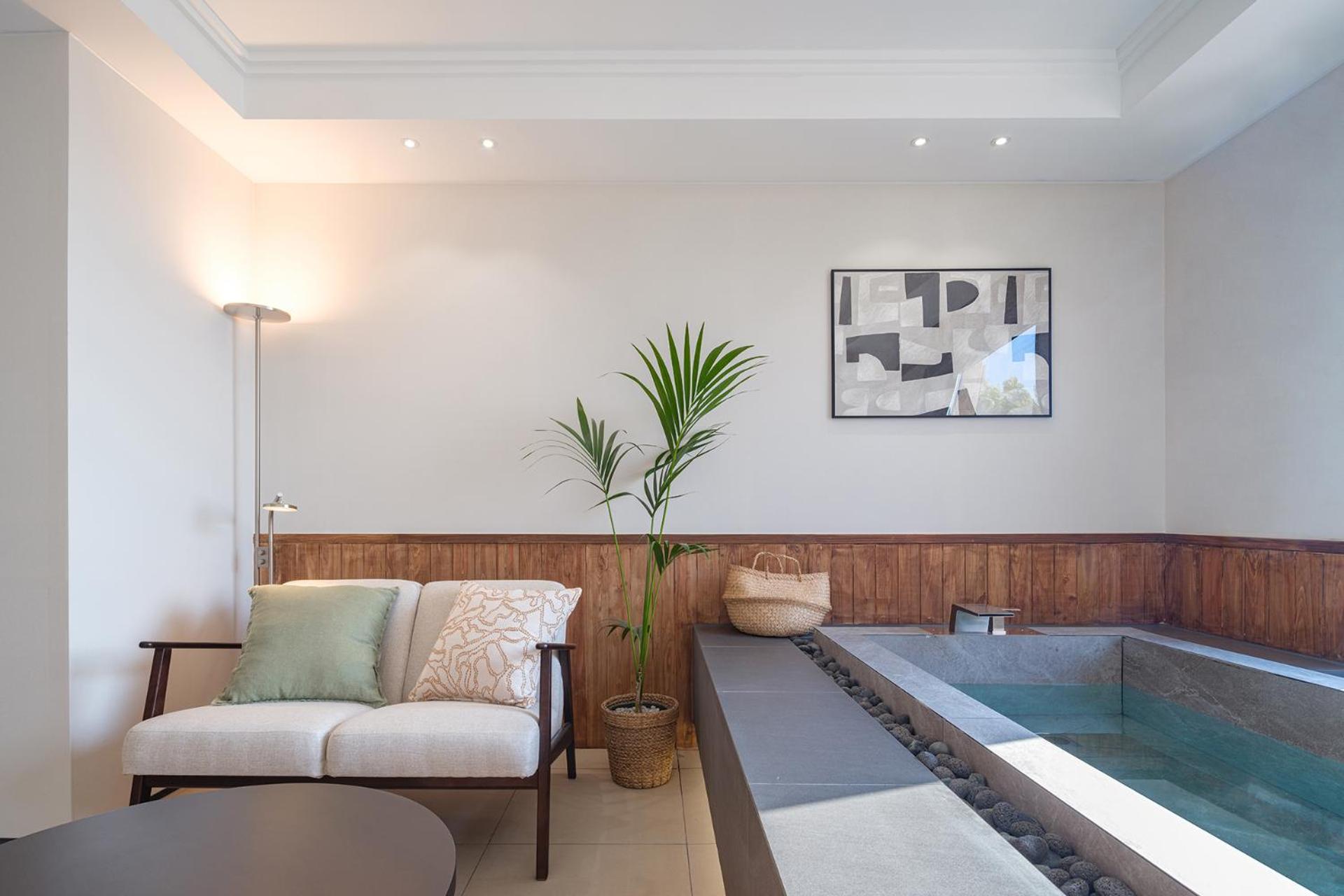 Suite with Sea View