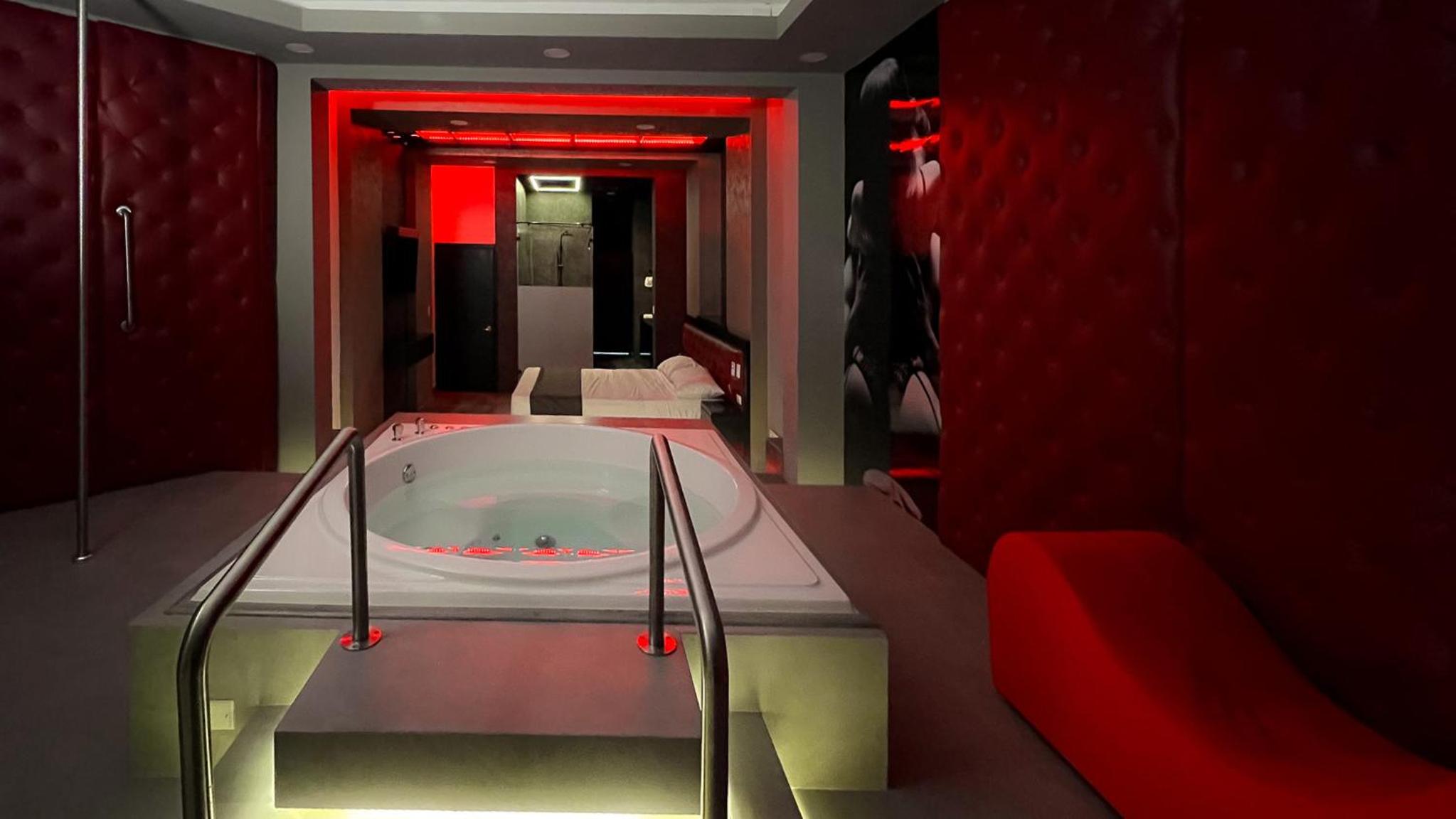 King Suite with Spa Bath