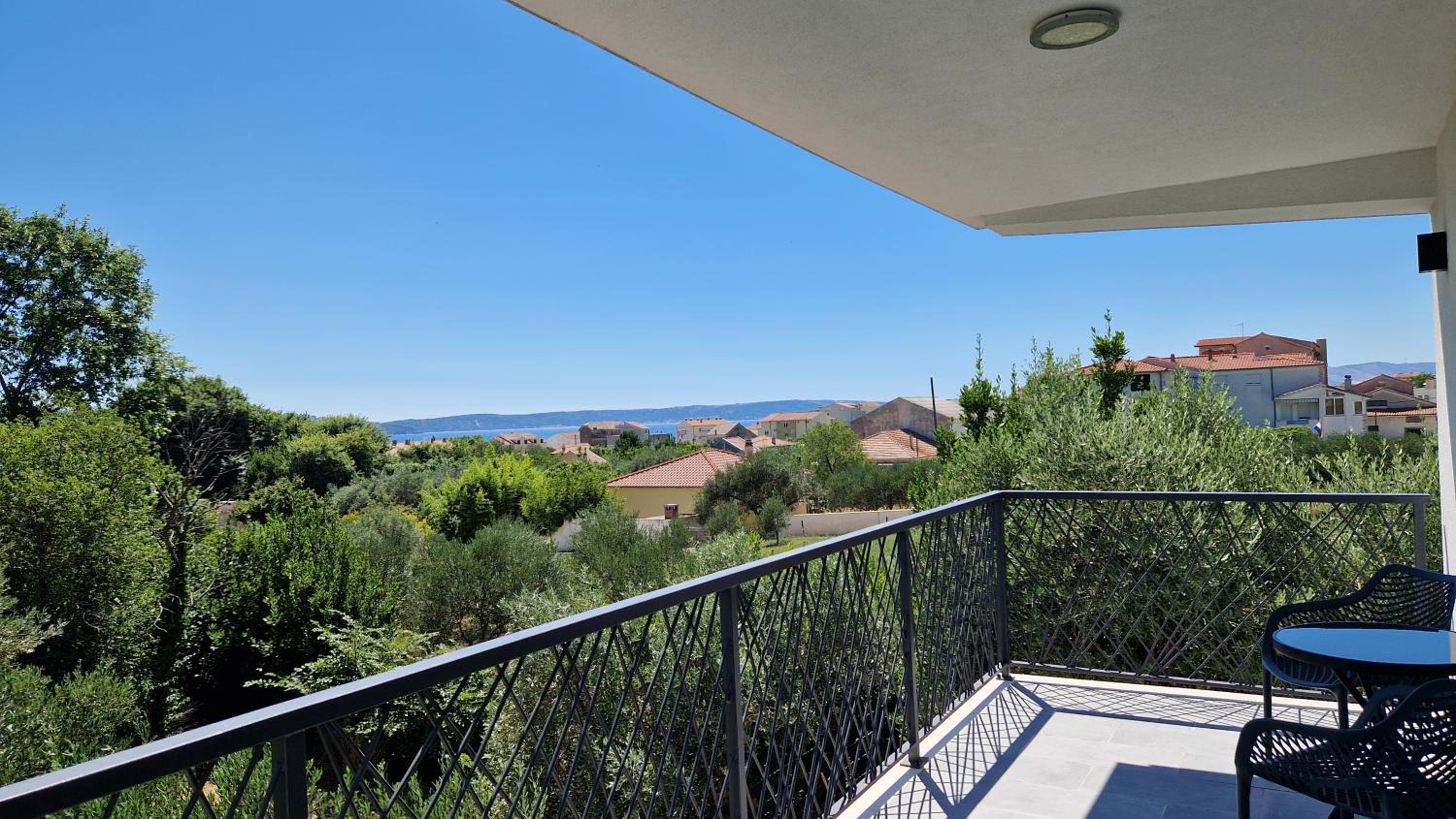 Villa photo 3