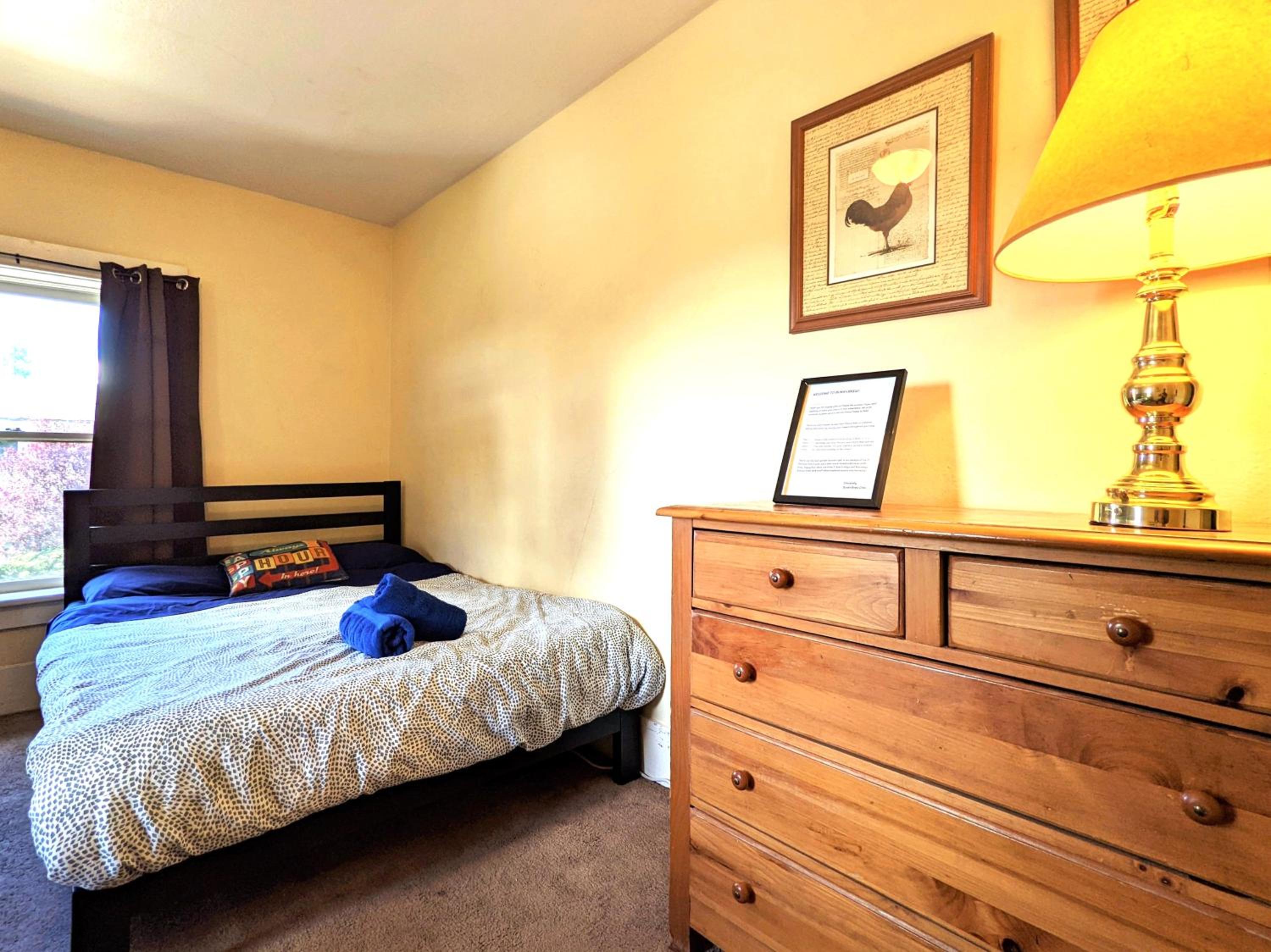 Quadruple Room with Shared Bathroom photo 1