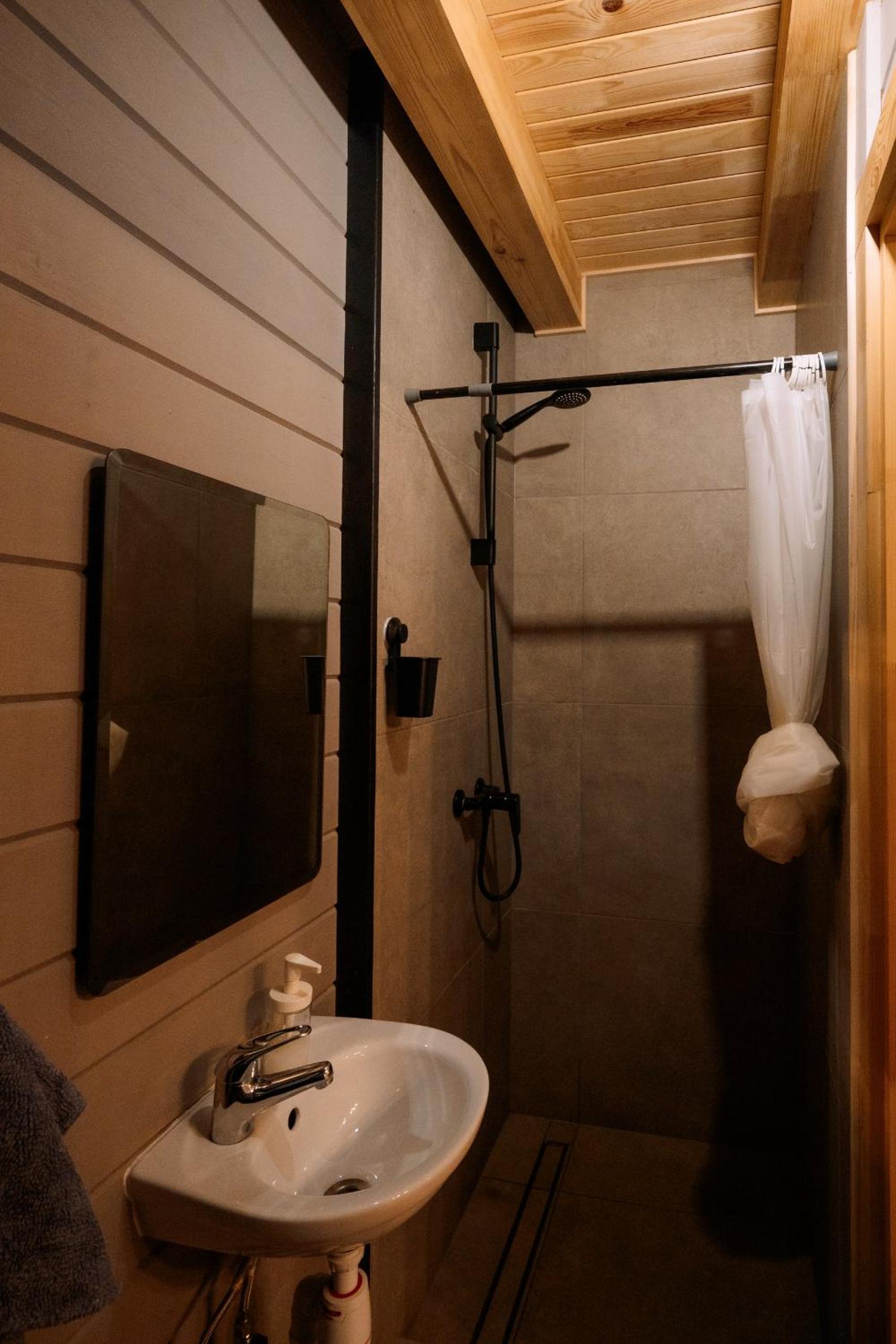 Family Holiday Home - Photo 9