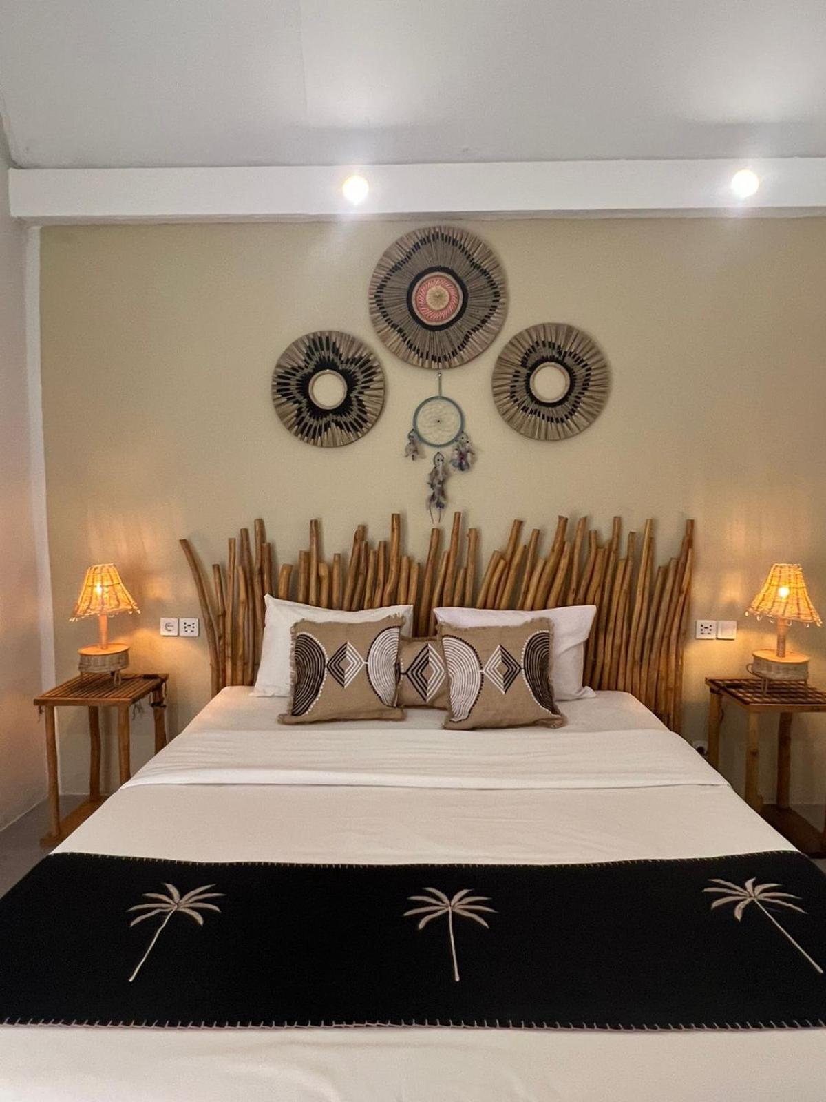 Deluxe Family Room - Photo 9