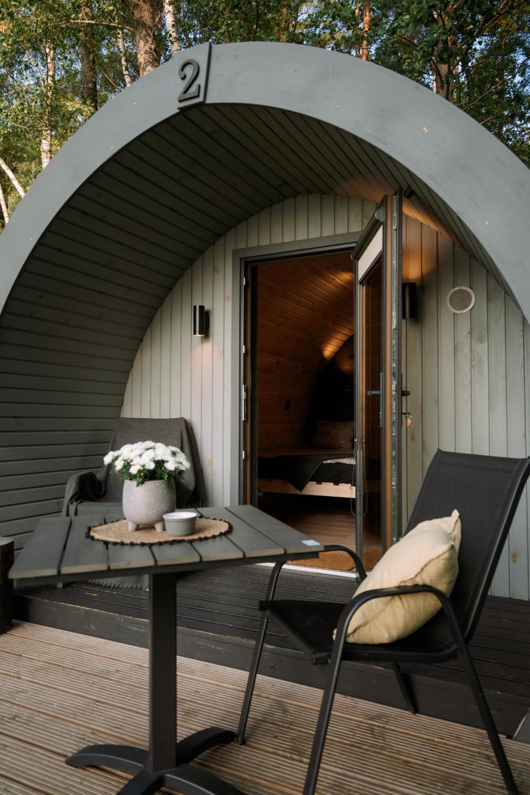 Double Room with Private Bathroom - Photo 2