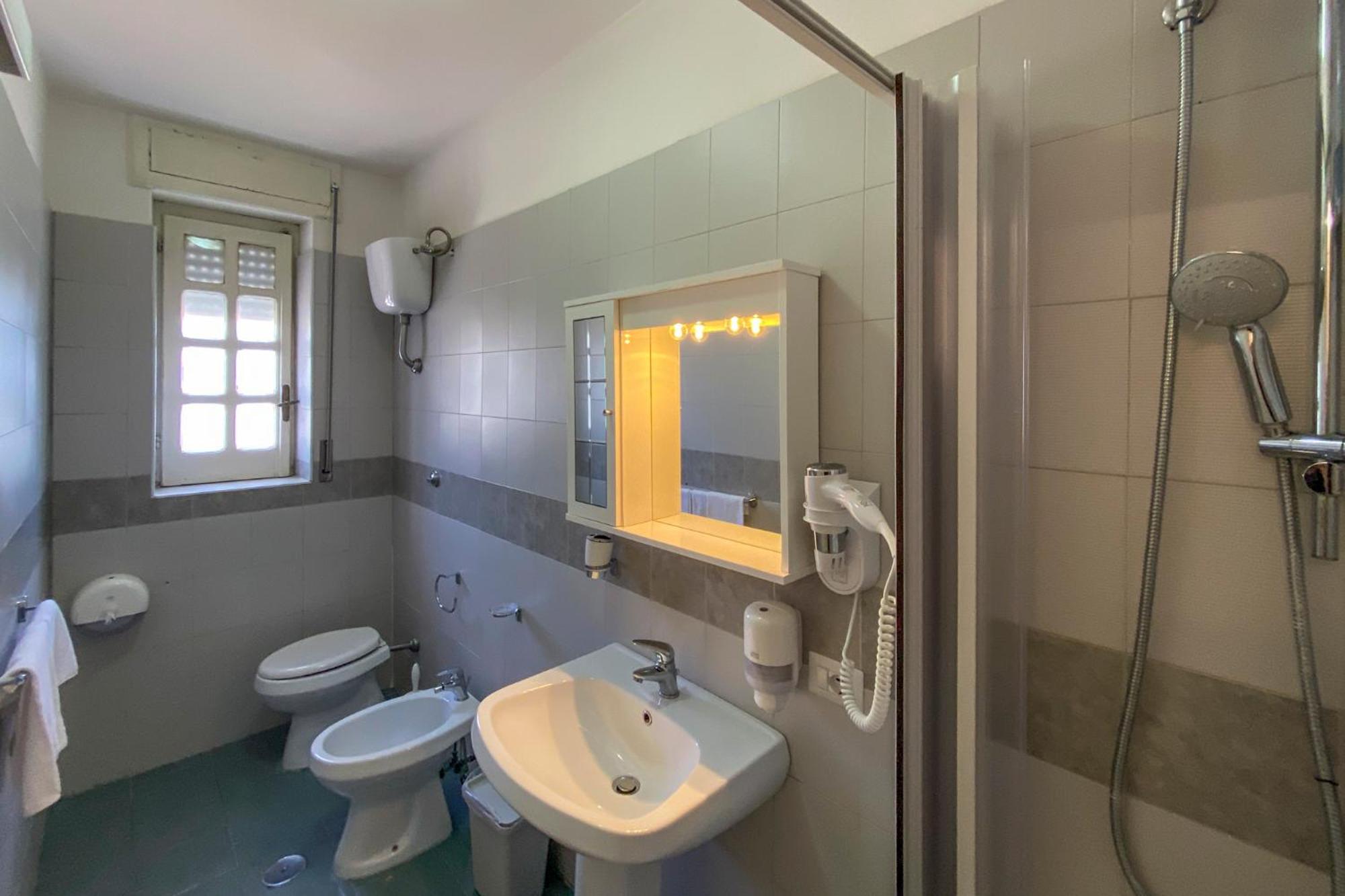 Double Room with Balcony photo 3