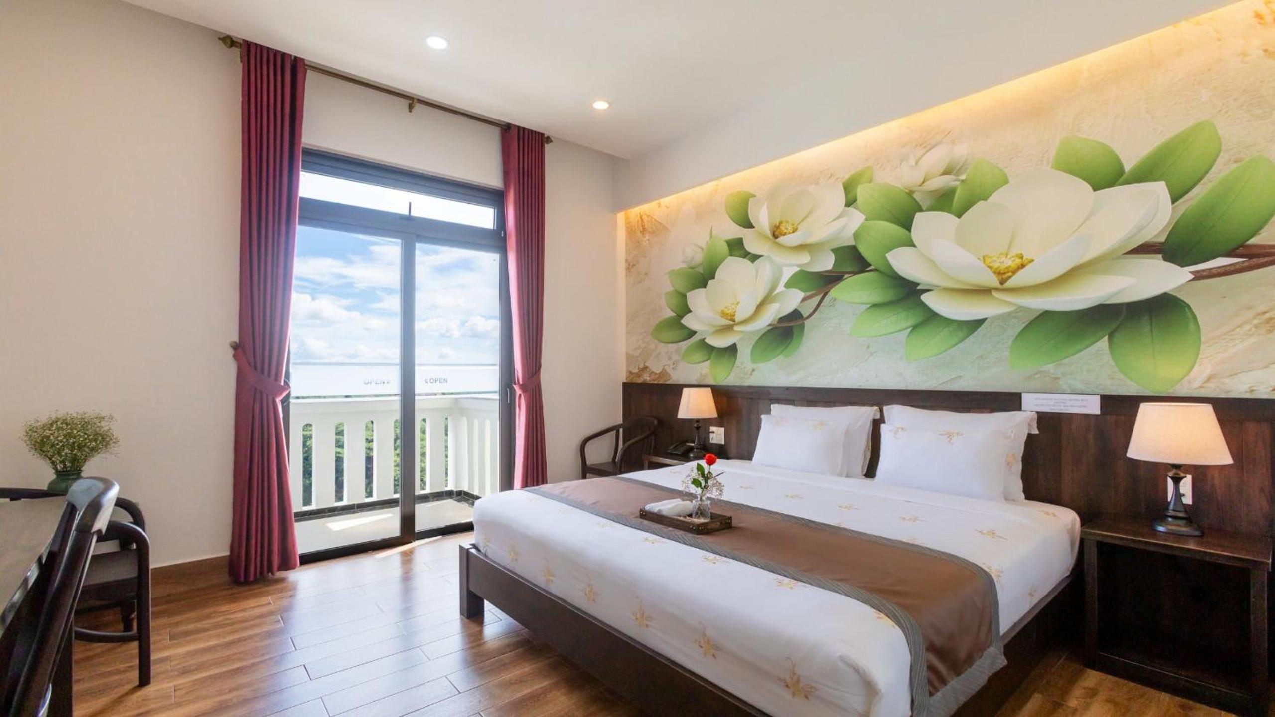 Deluxe Double Room With Balcony photo 1