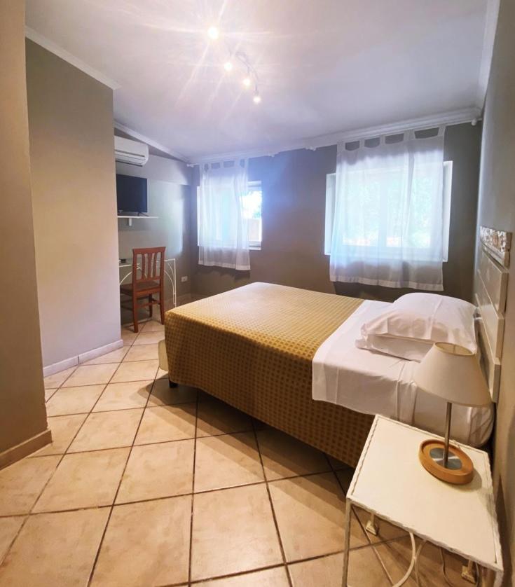 Single Room photo 3