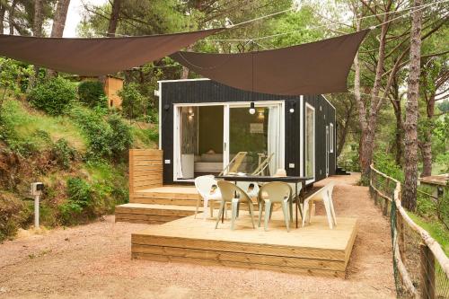 Mobile Home Deluxe (5 Adults) photo 1