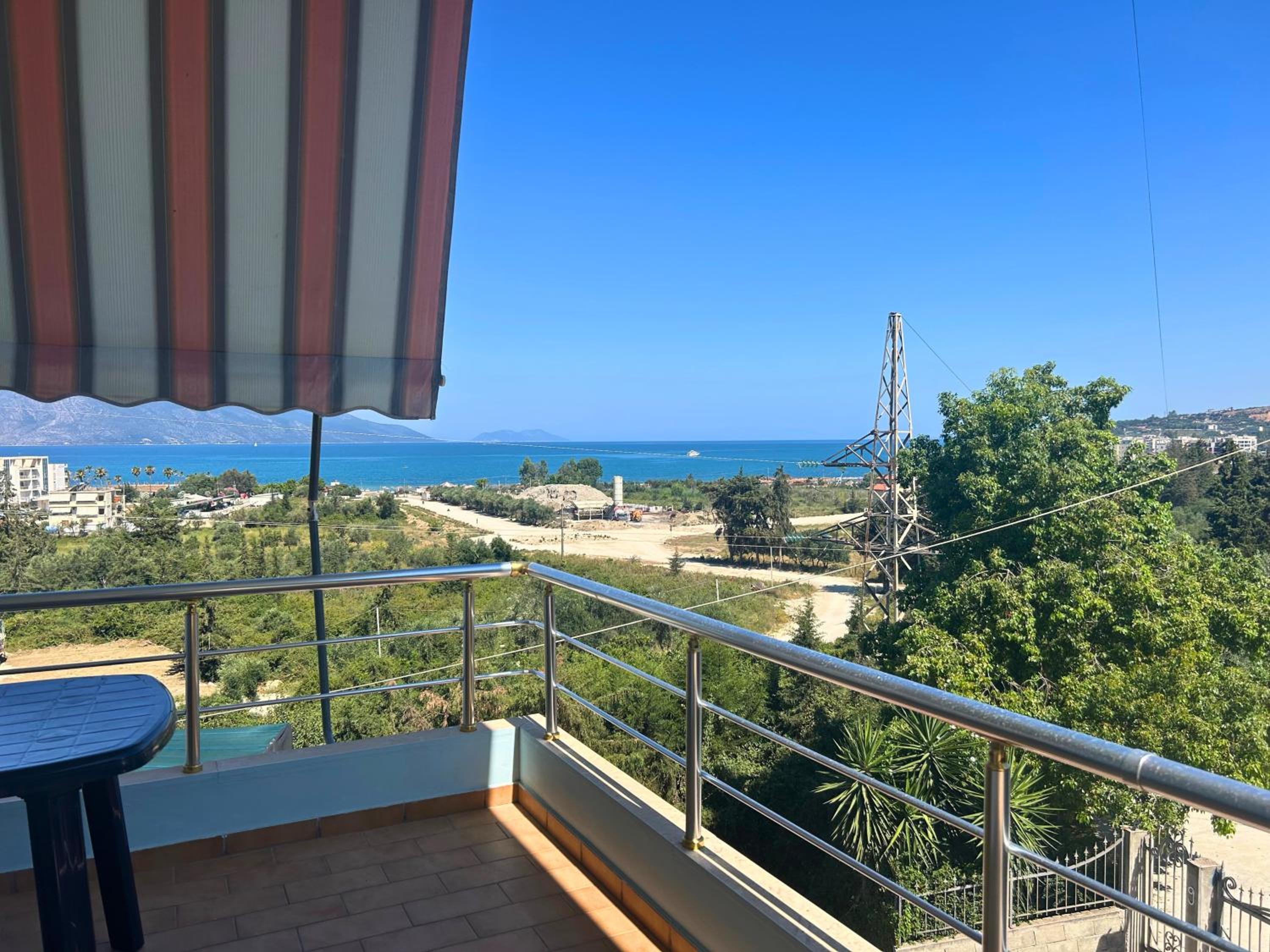 Apartment with Sea View photo 2