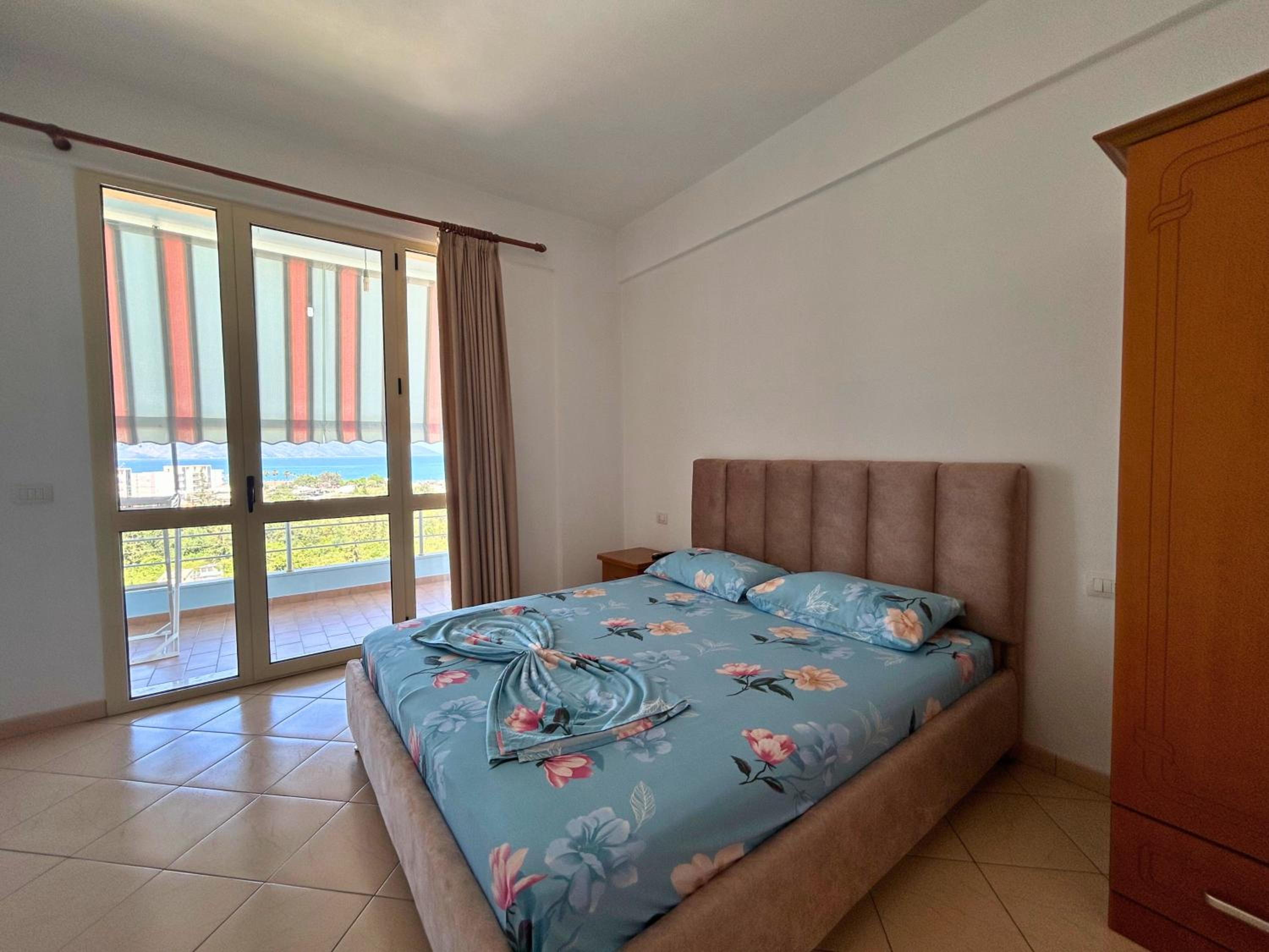 Apartment with View and Balcony photo 1