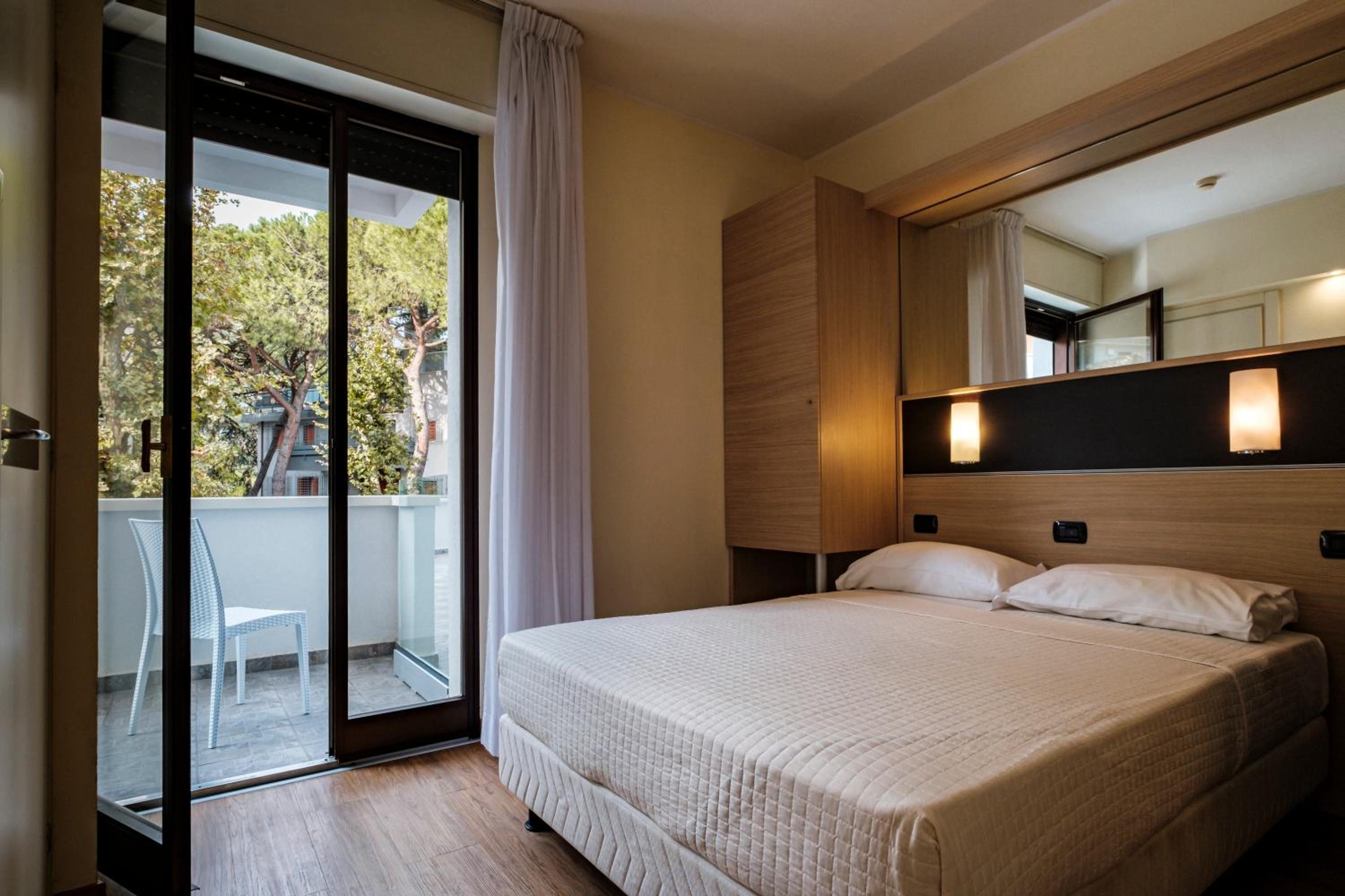 Economy Double Room with French Bed
