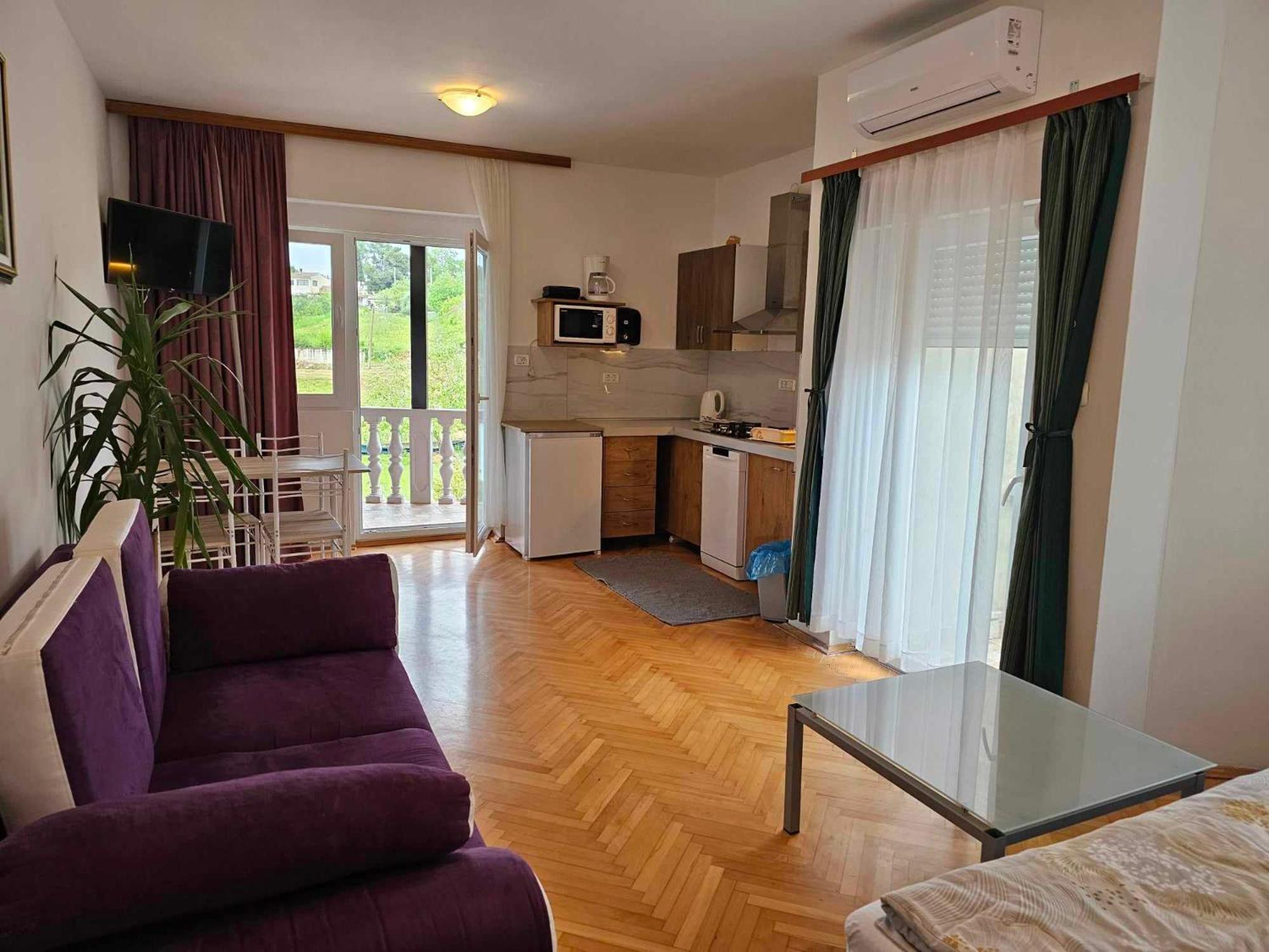 Apartment with Pool View  photo 1