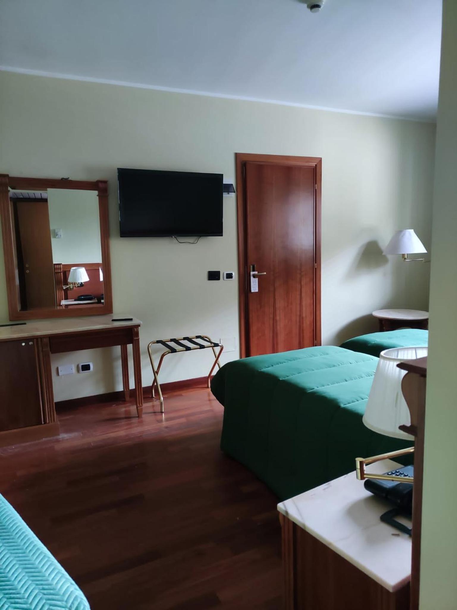 Triple Room - Photo 2