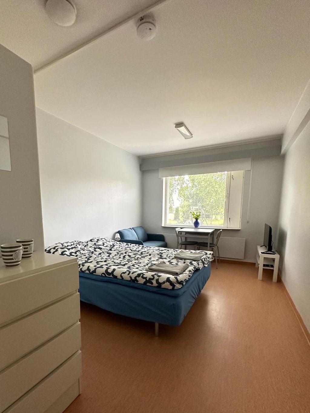 Double Room with Shared Bathroom photo 3