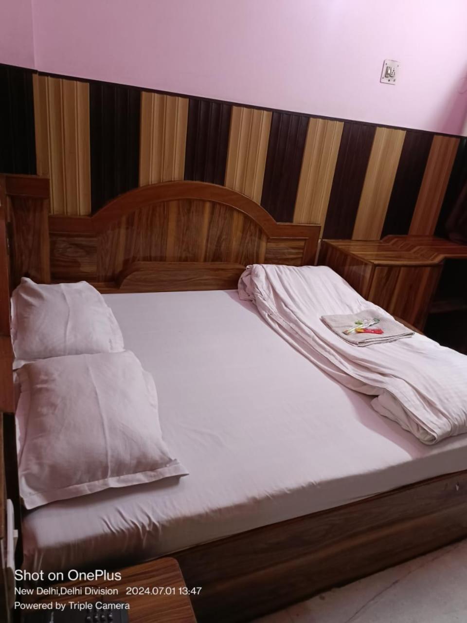Deluxe Room - Photo 4