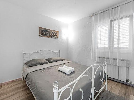 Villa with Sea View photo 1