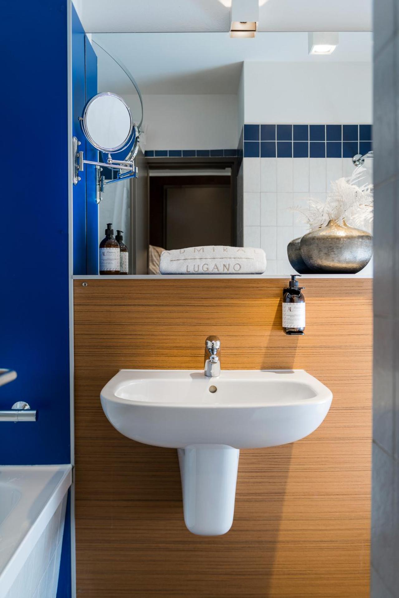 Classic Double Room - Photo 5