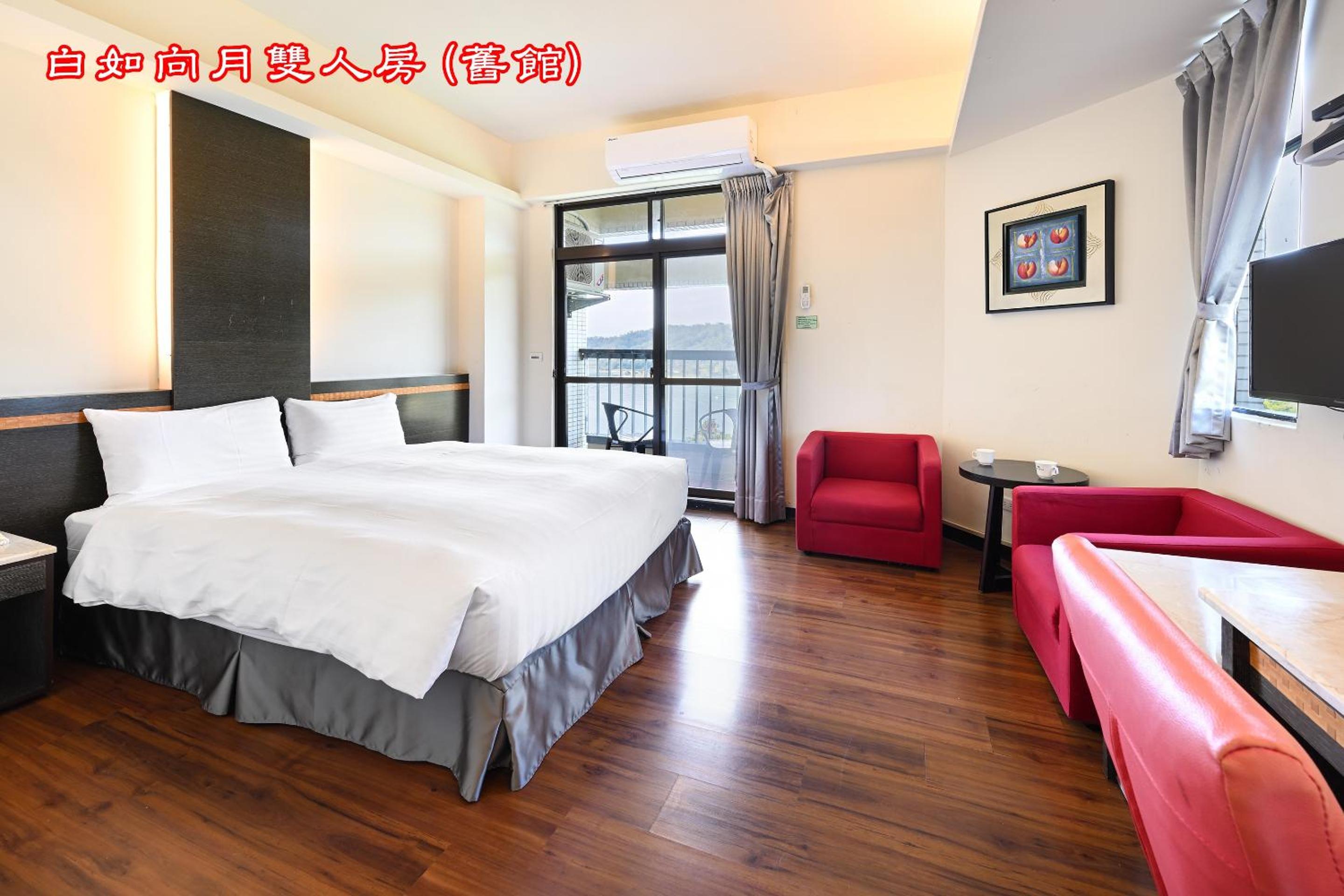 Double Room with Lake View - Building A
