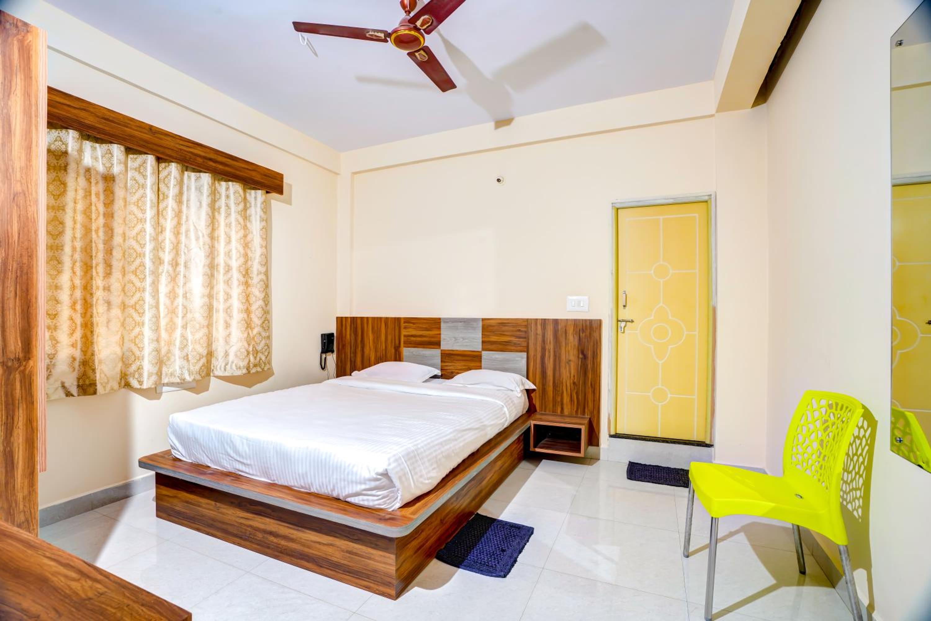 Three-Bedroom Villa photo 1