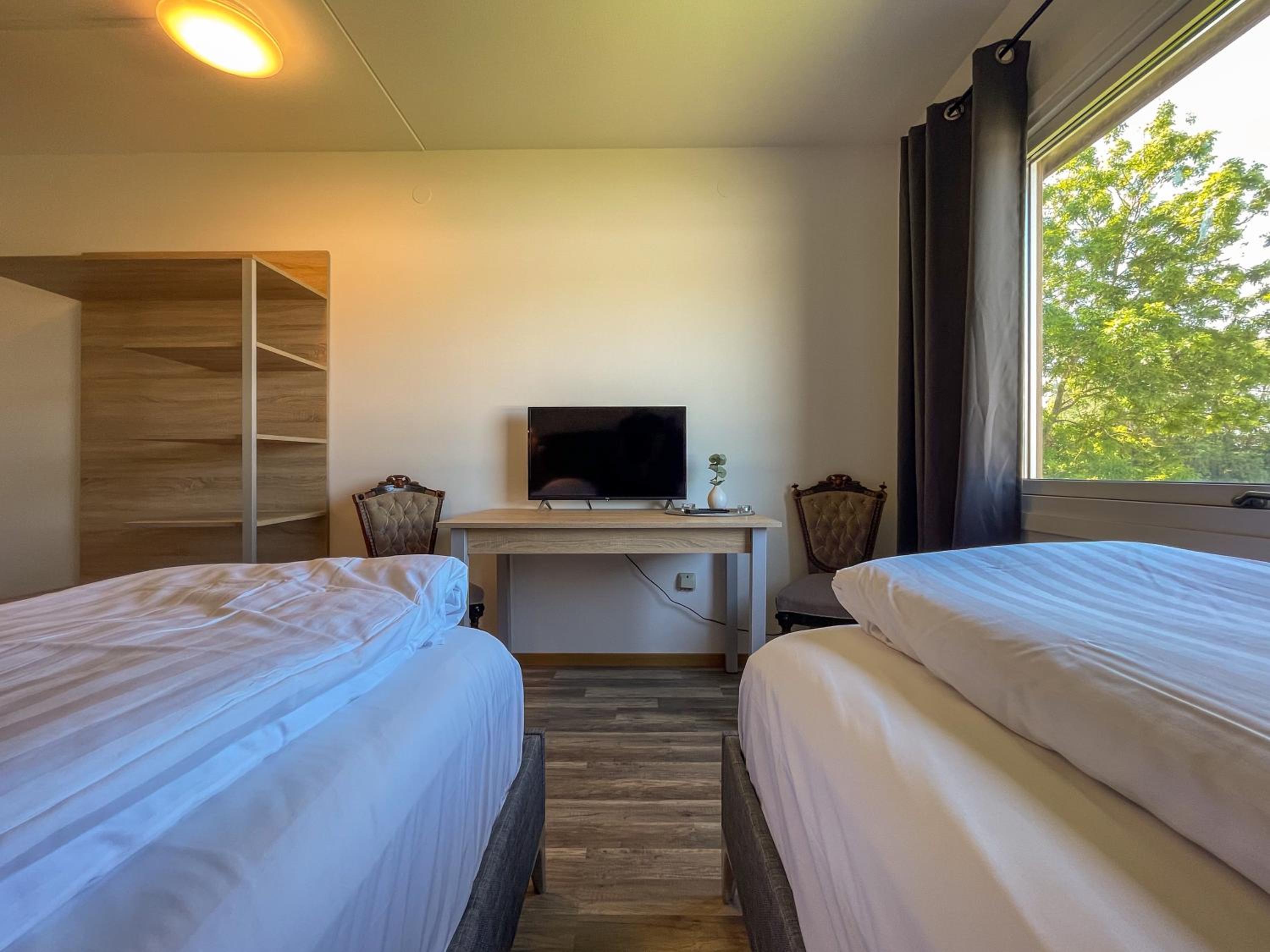 Deluxe Double or Twin Room - Photo 3