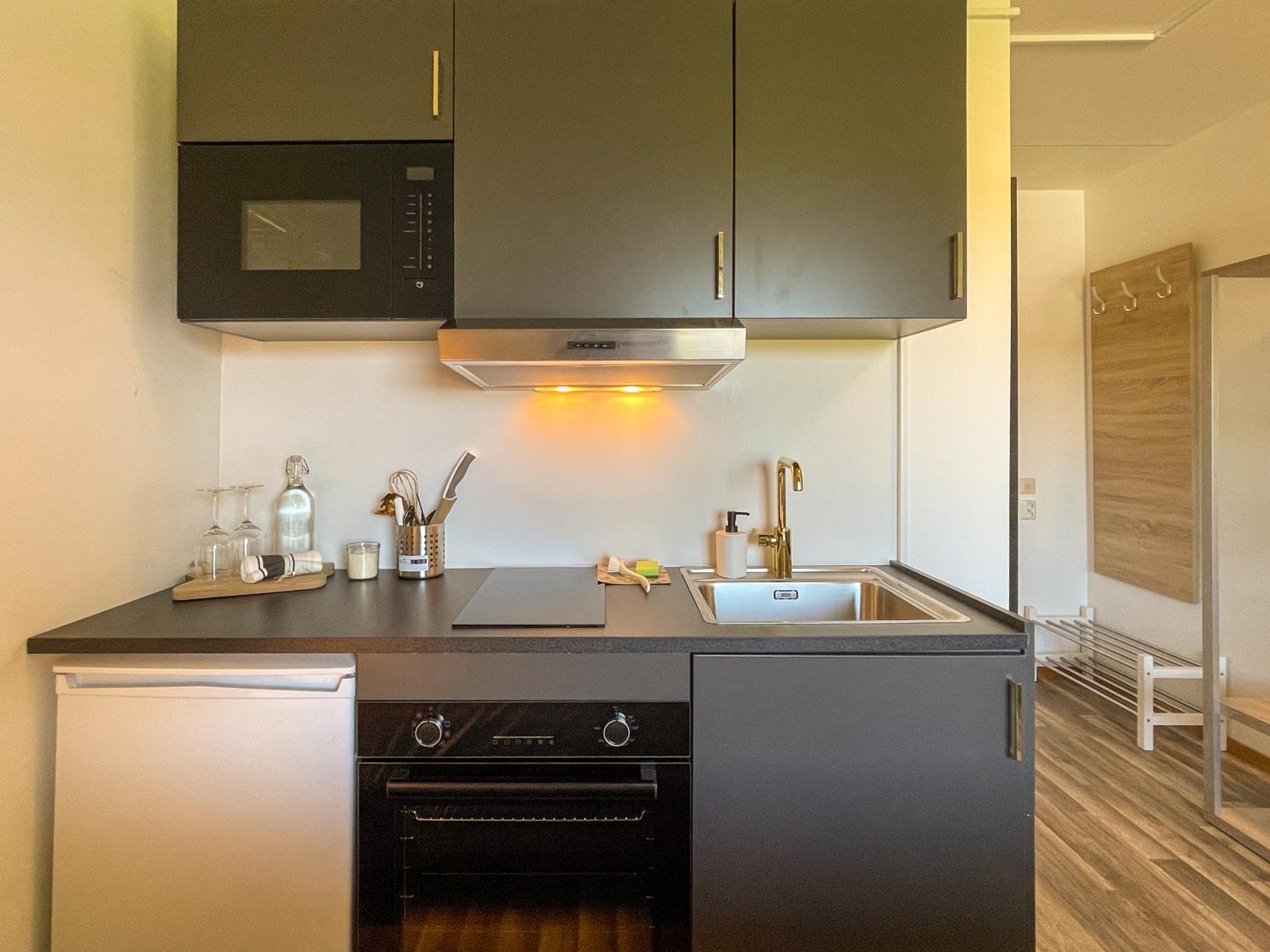 Deluxe Double or Twin Room - Photo 6