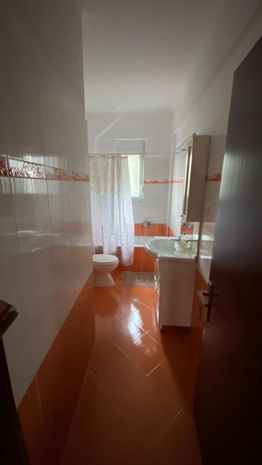 Two-Bedroom Apartment with City View photo 2