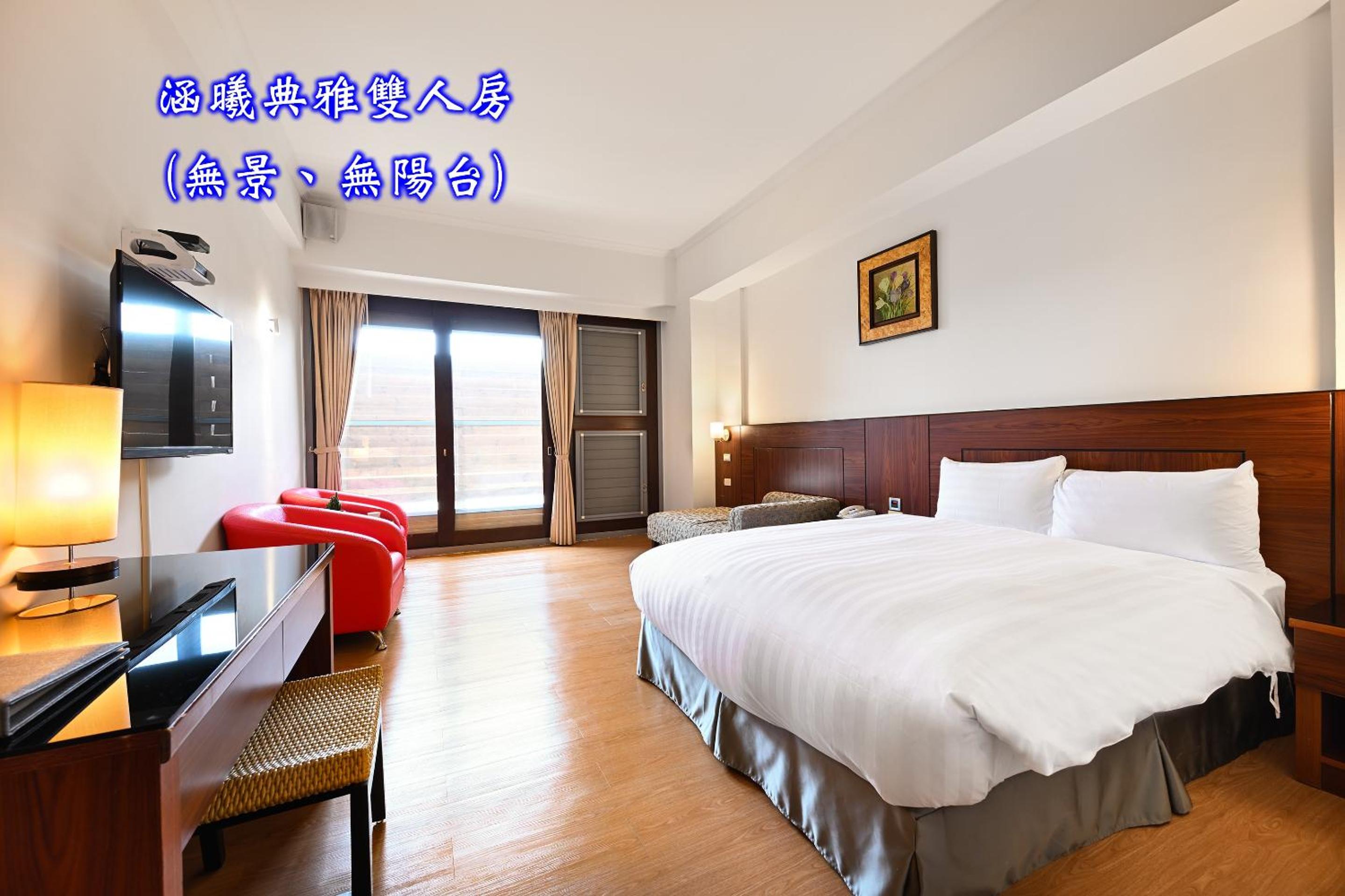 Economy Double Room photo 3