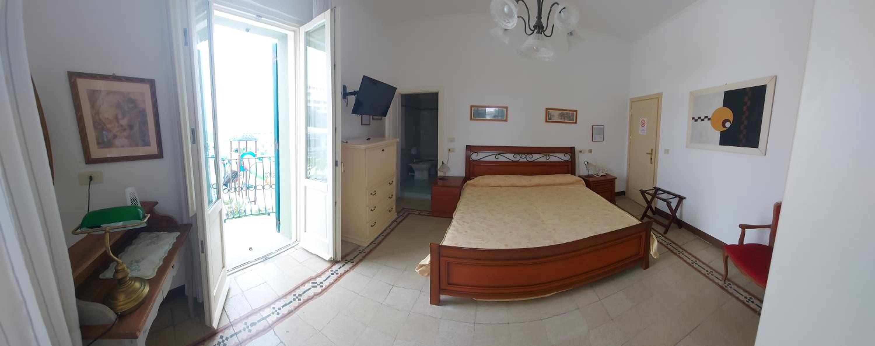 Double Room with Sea View photo 1