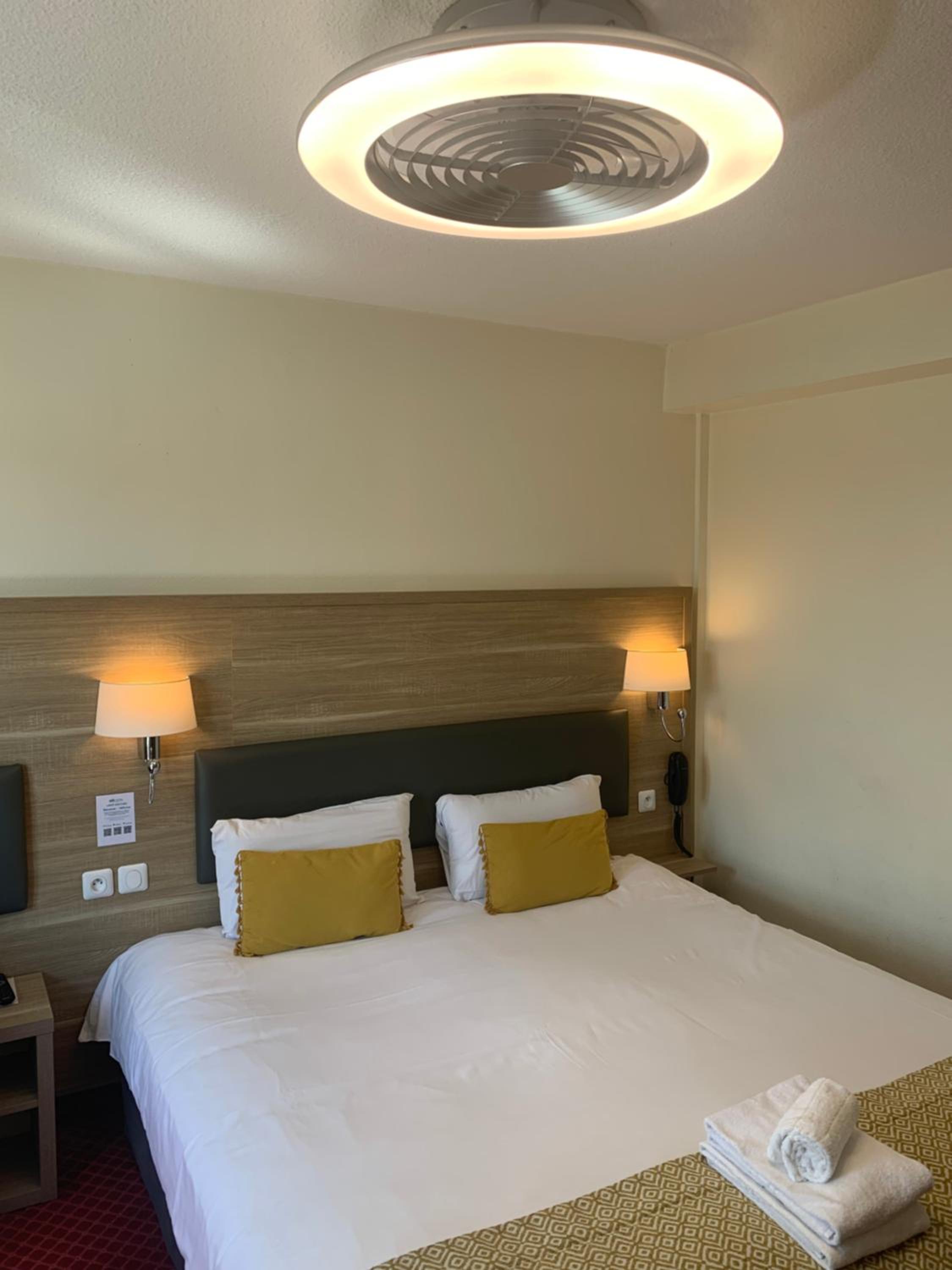 Double Room - Photo 3