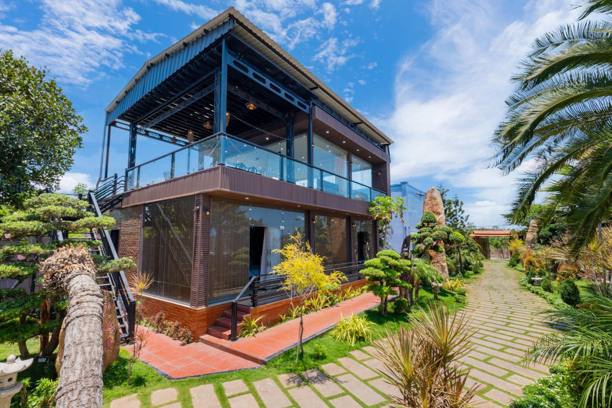 Villa With Private Pool photo 2