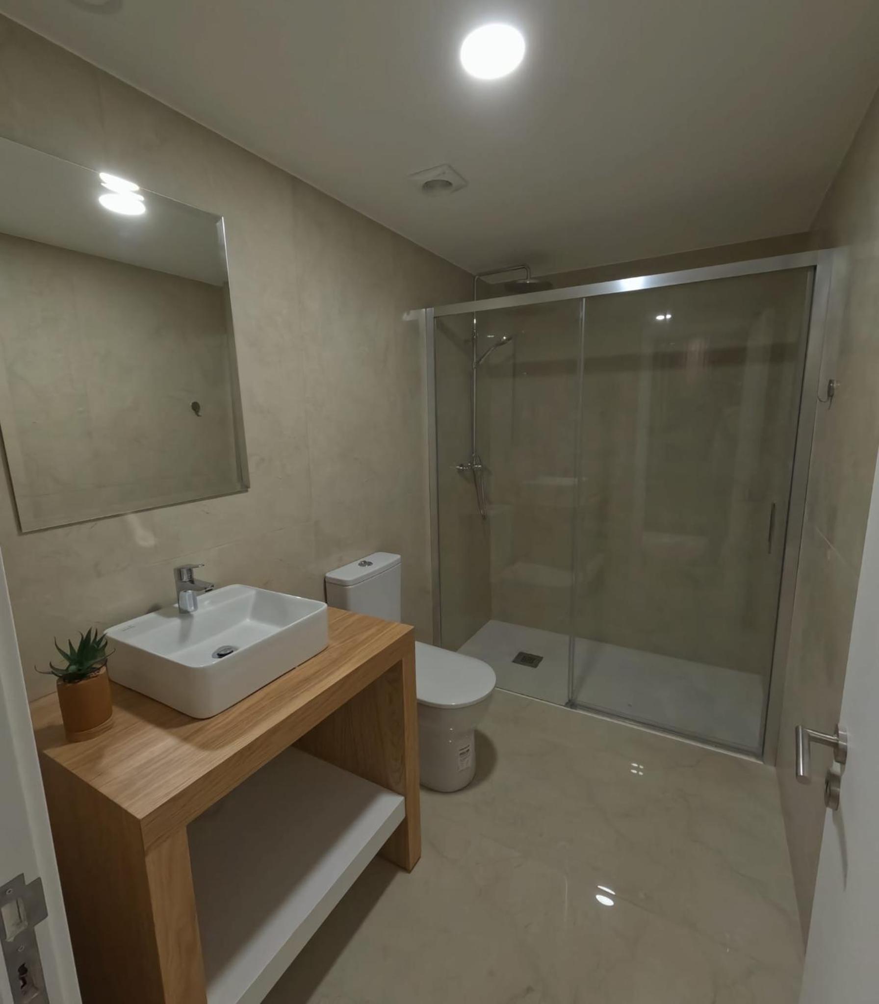 Deluxe Double or Twin Room photo 3