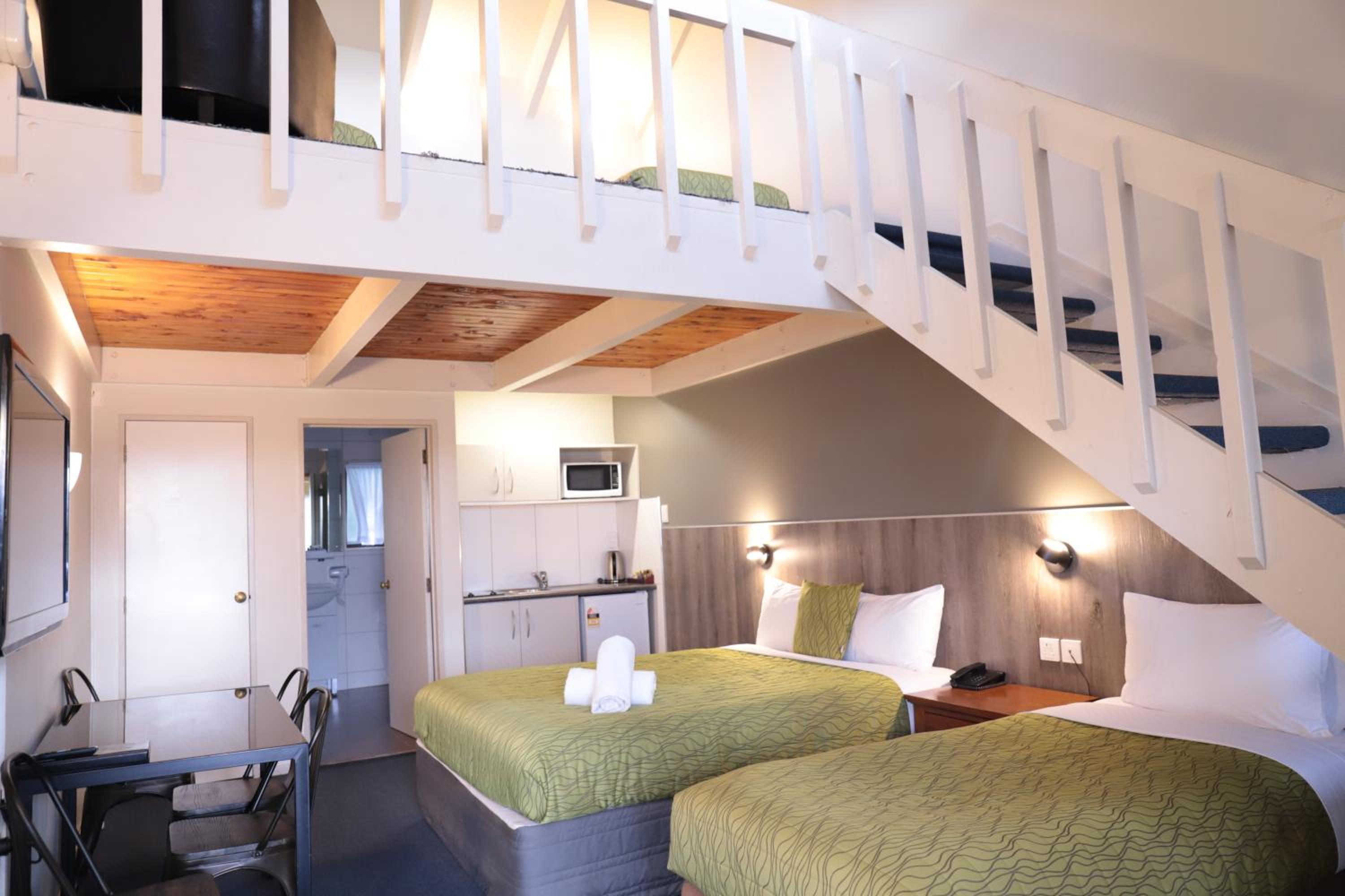 Family Loft with Spa Bath