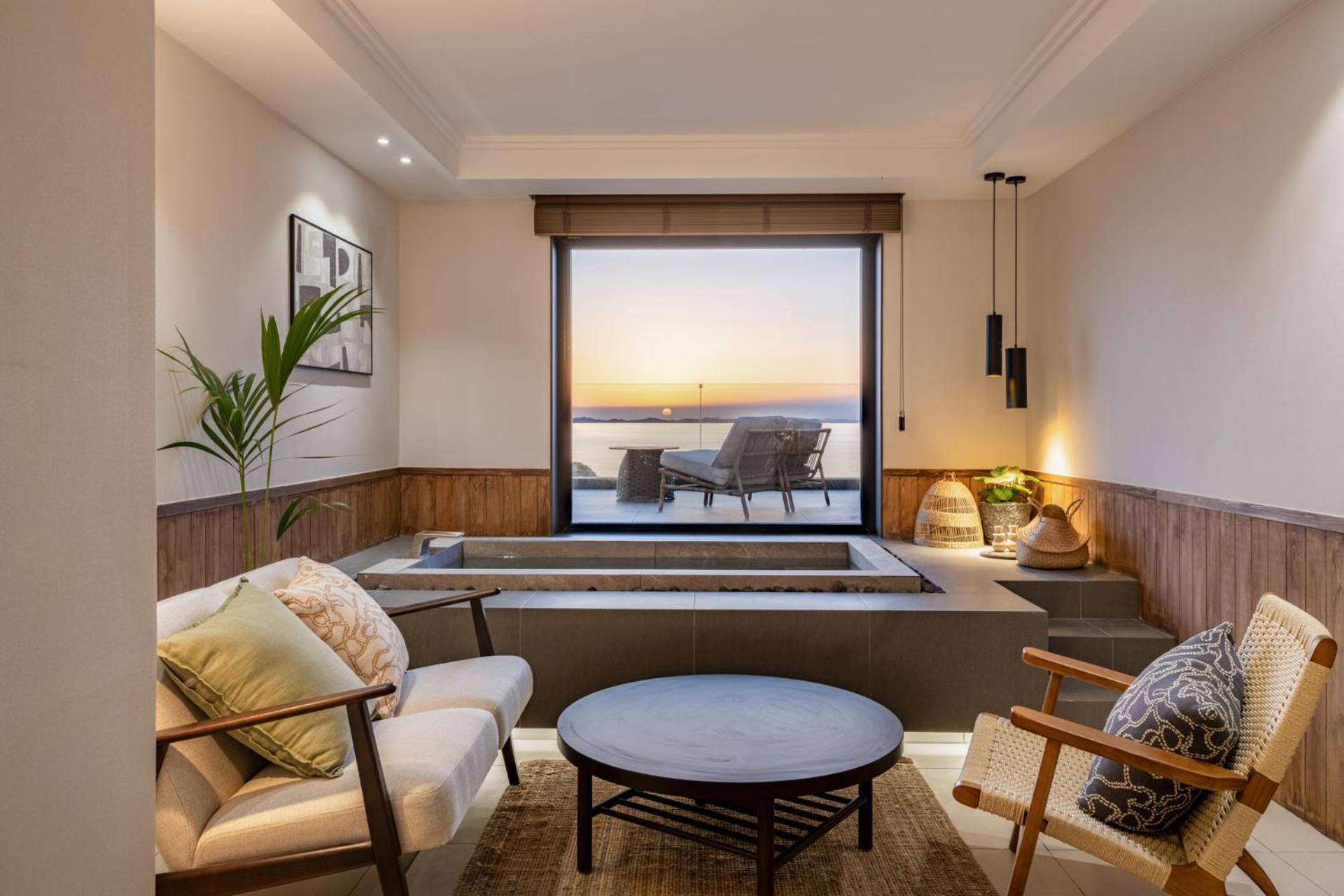 Suite with Sea View - Photo 5