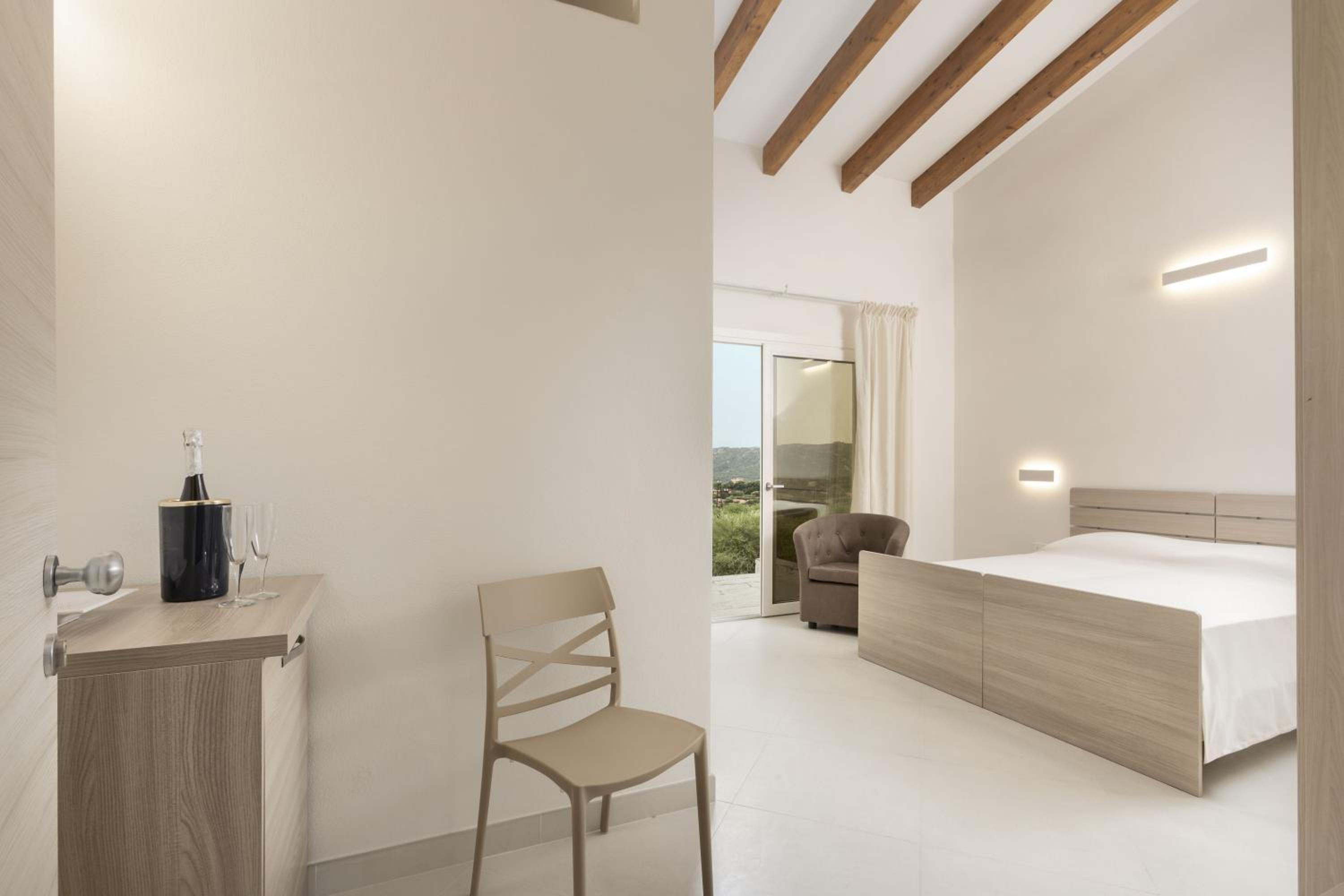 Double or Twin Room - Photo 1