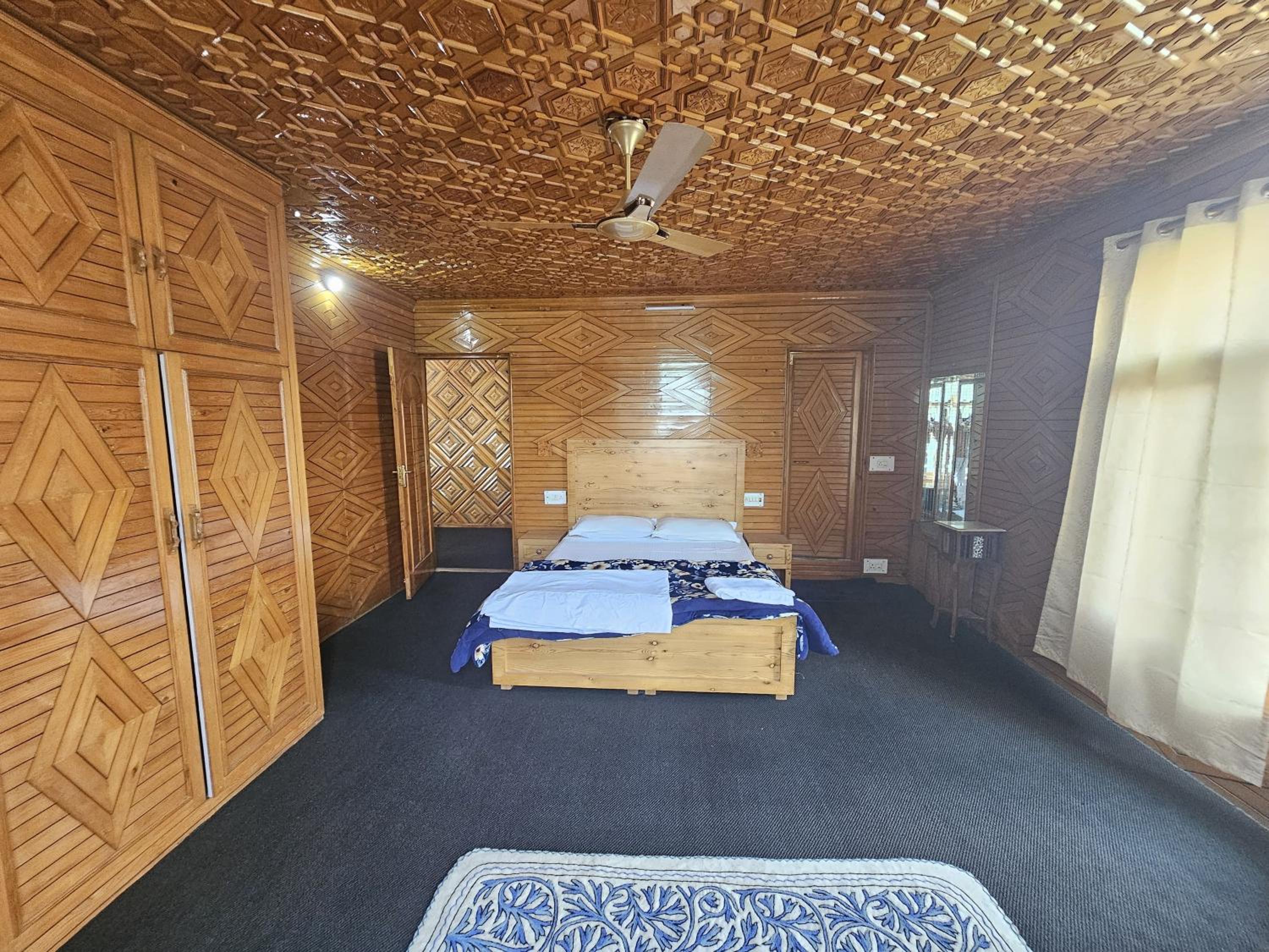 Single Room With Shared Bathroom