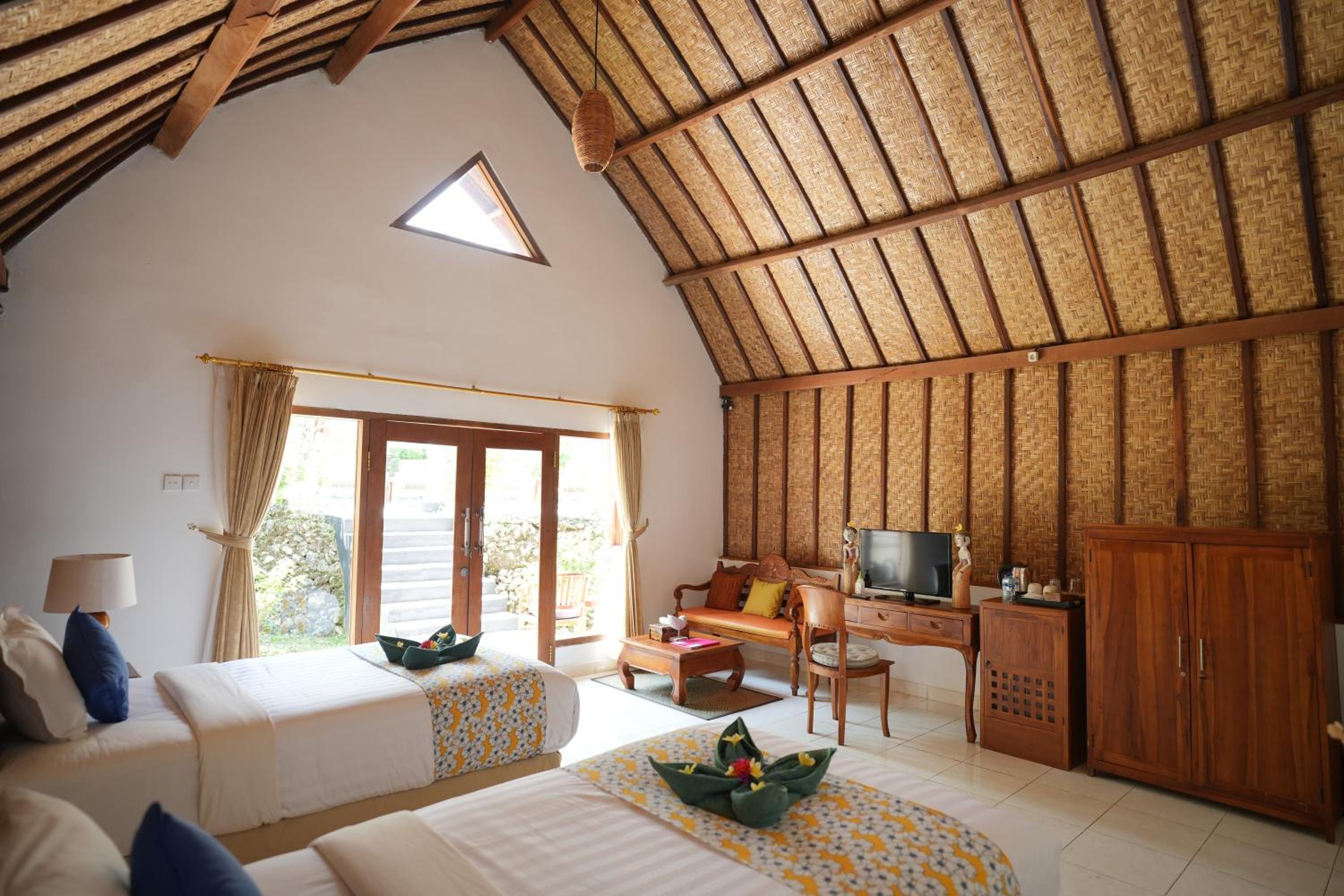 Quadruple Room with Balcony